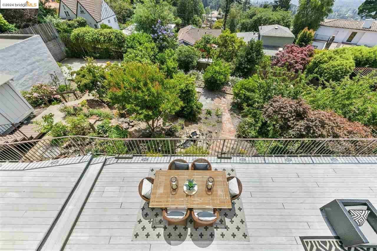 2643 Carisbrook Dr