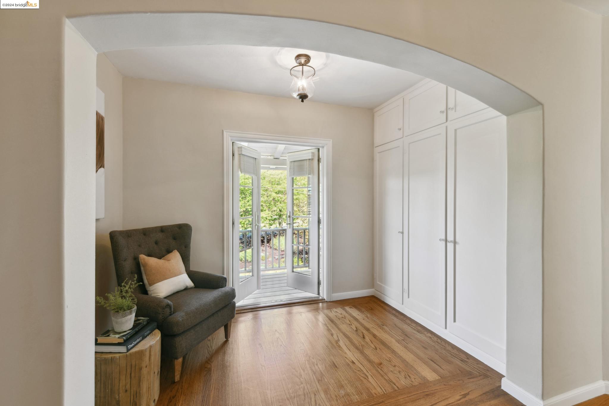 2643 Carisbrook Dr