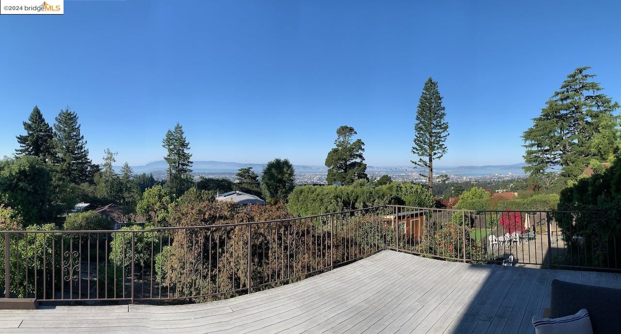 2643 Carisbrook Dr