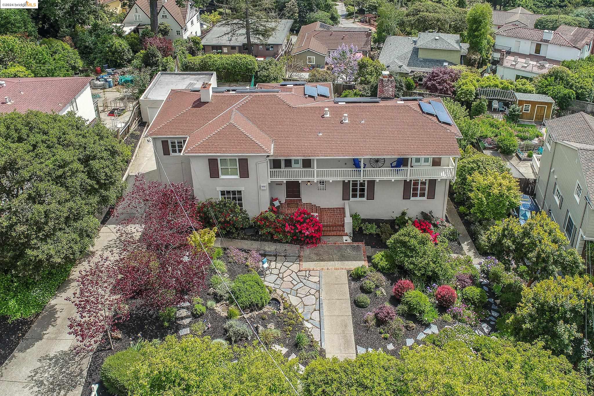 2643 Carisbrook Dr