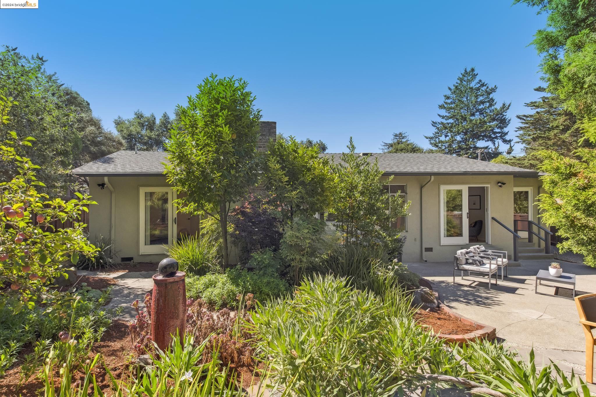 3544 BUTTERS DRIVE