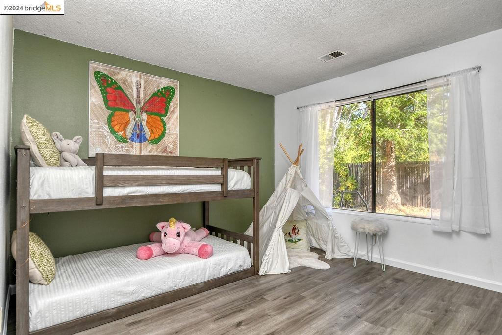1577 London Cir