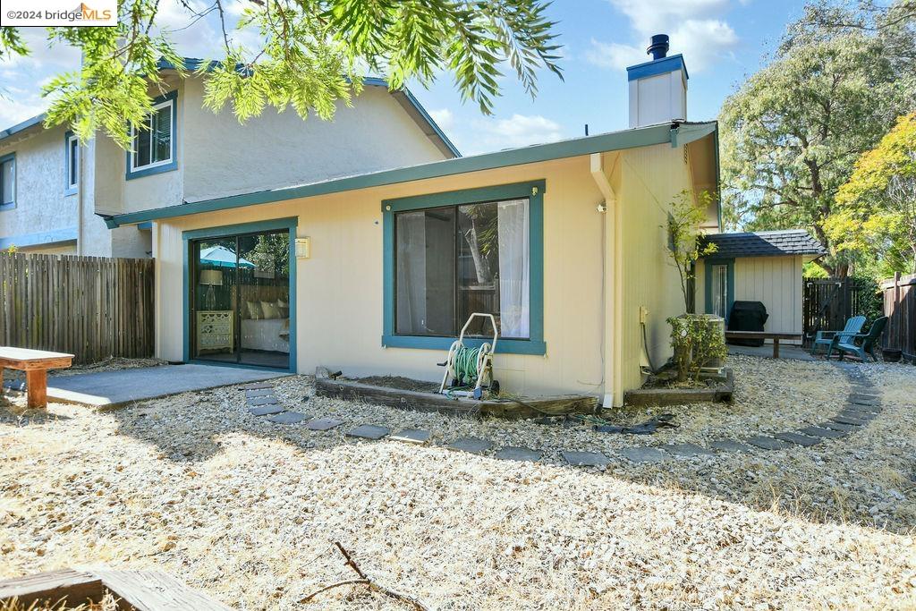 1577 London Cir