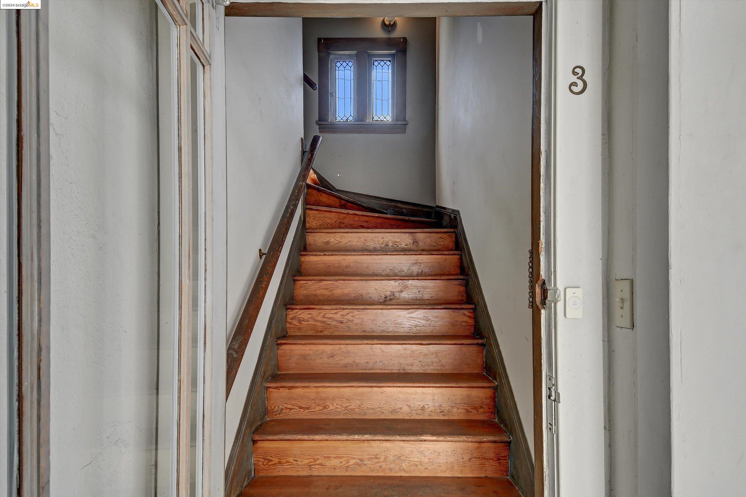 2227 Parker St