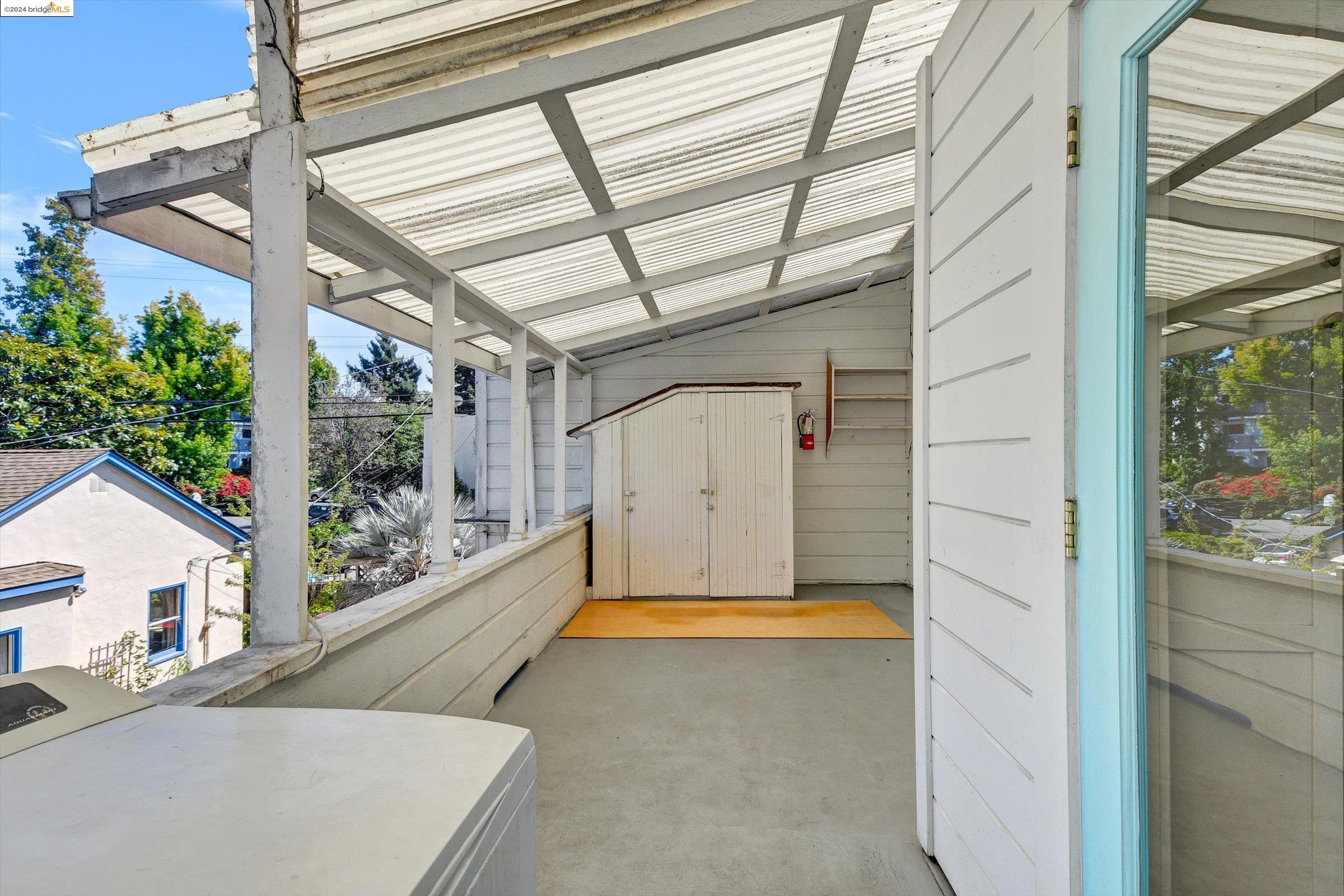 2227 Parker St