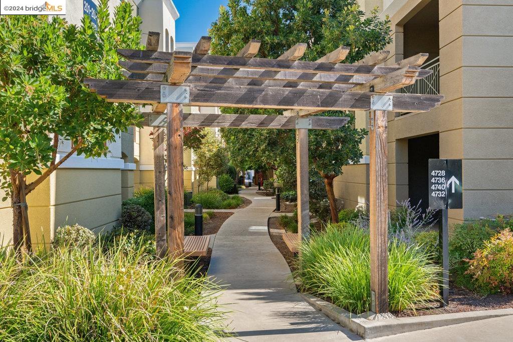 4740 Norris Canyon Rd # 104