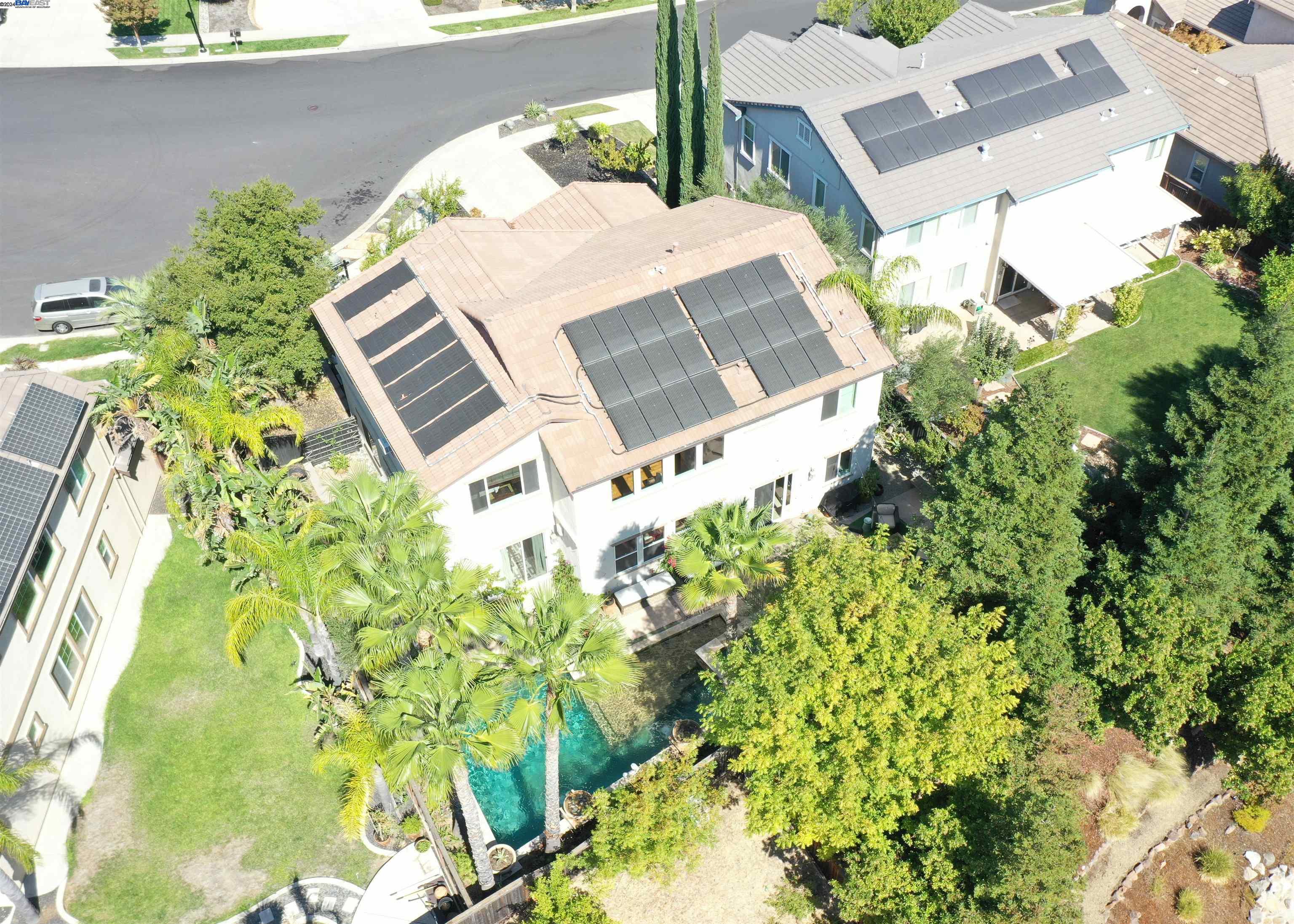 2512 Winged Foot Rd
