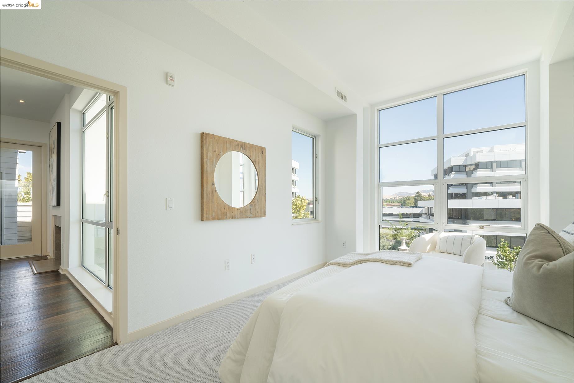 1655 N California Blvd # 305
