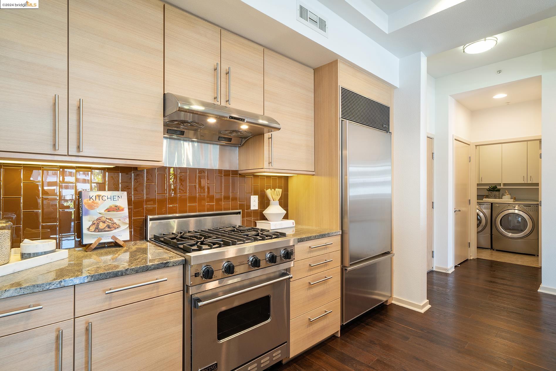 1655 N California Blvd # 305