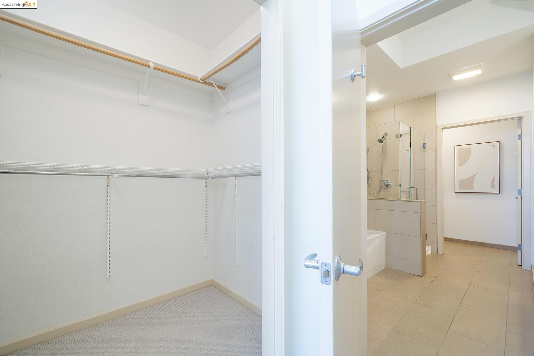 1655 N California Blvd # 305