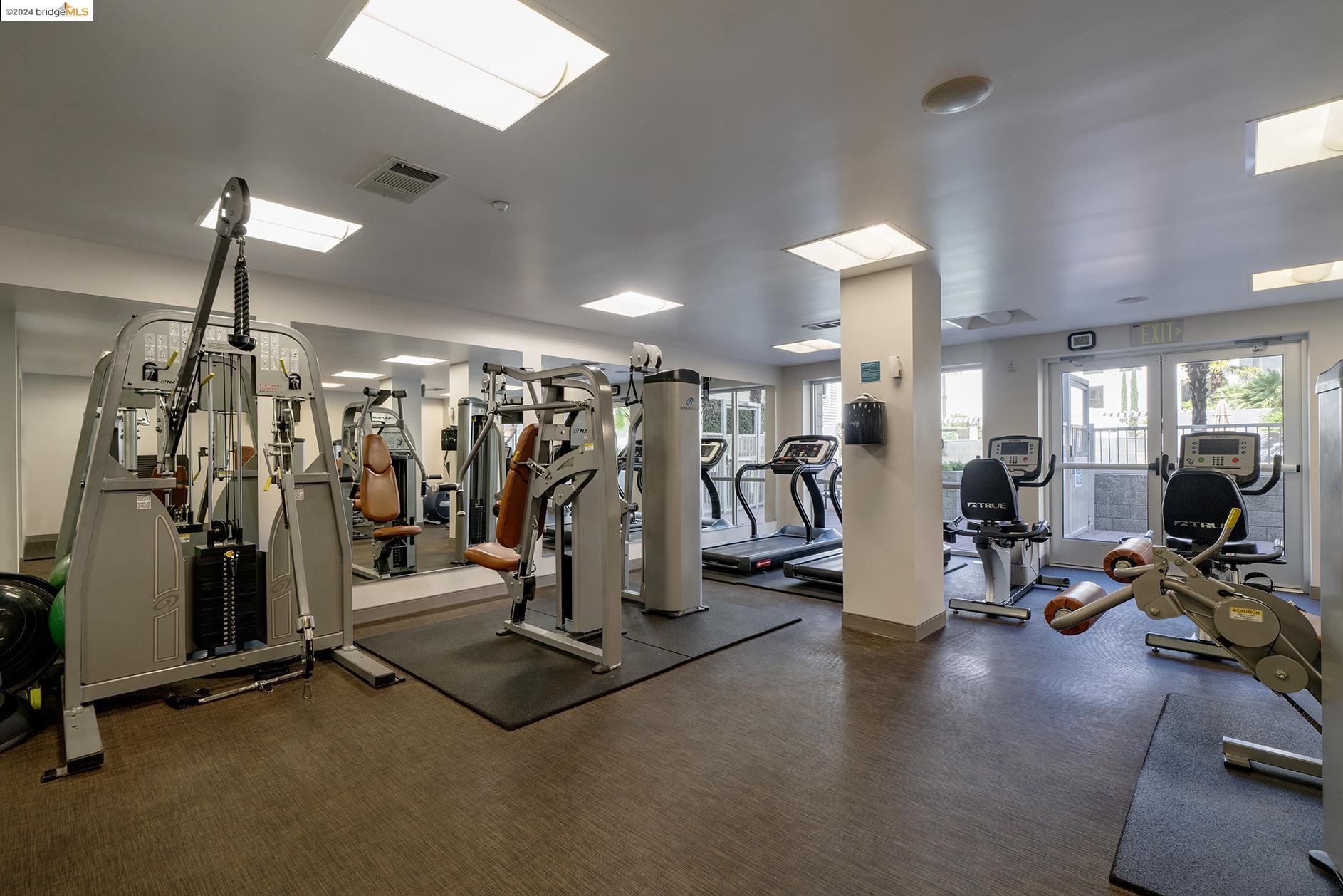 1655 N California Blvd # 305