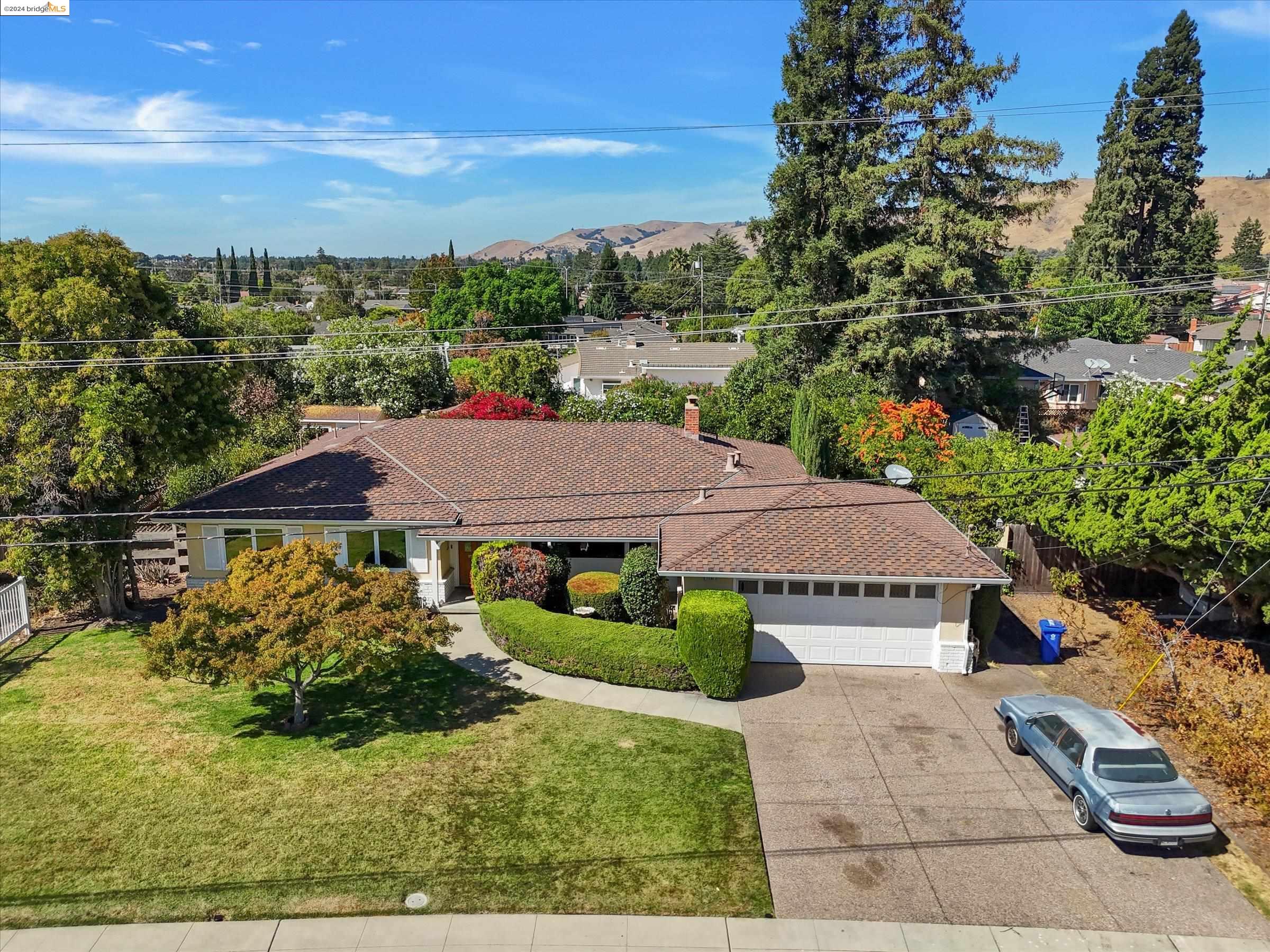 1137 Farragut Dr