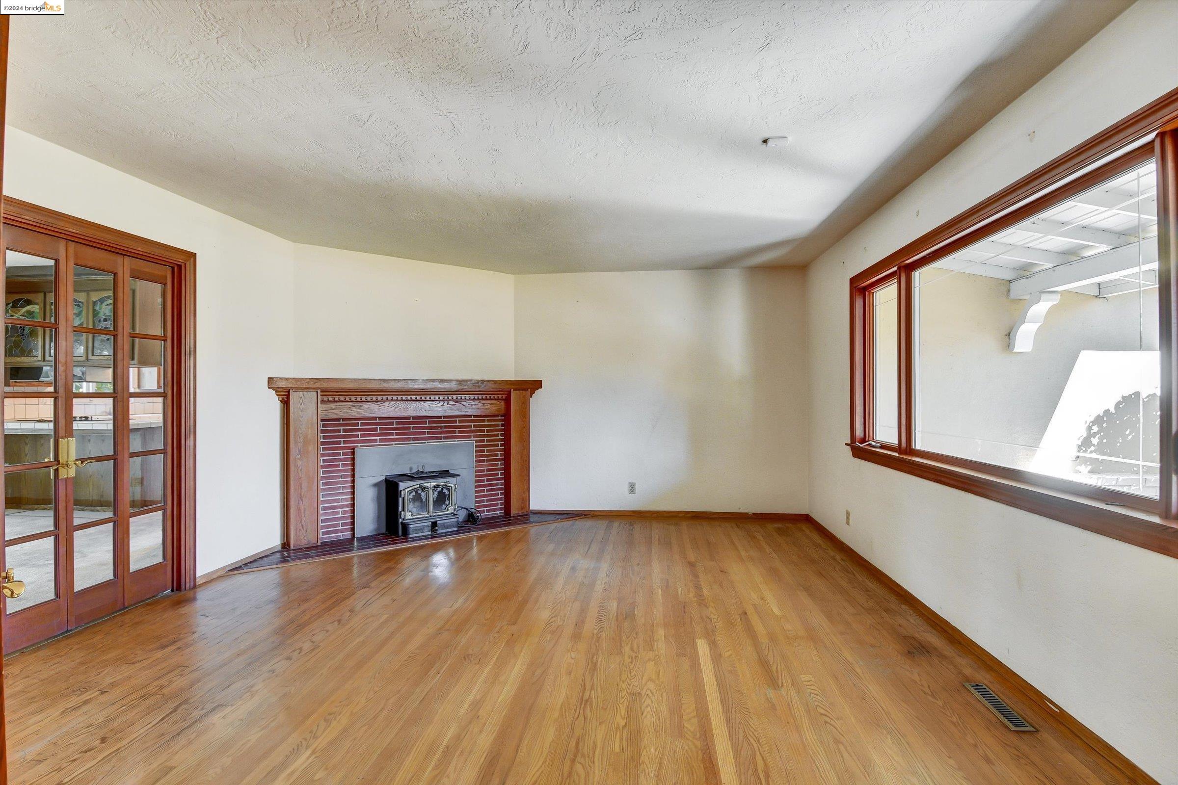 1137 Farragut Dr