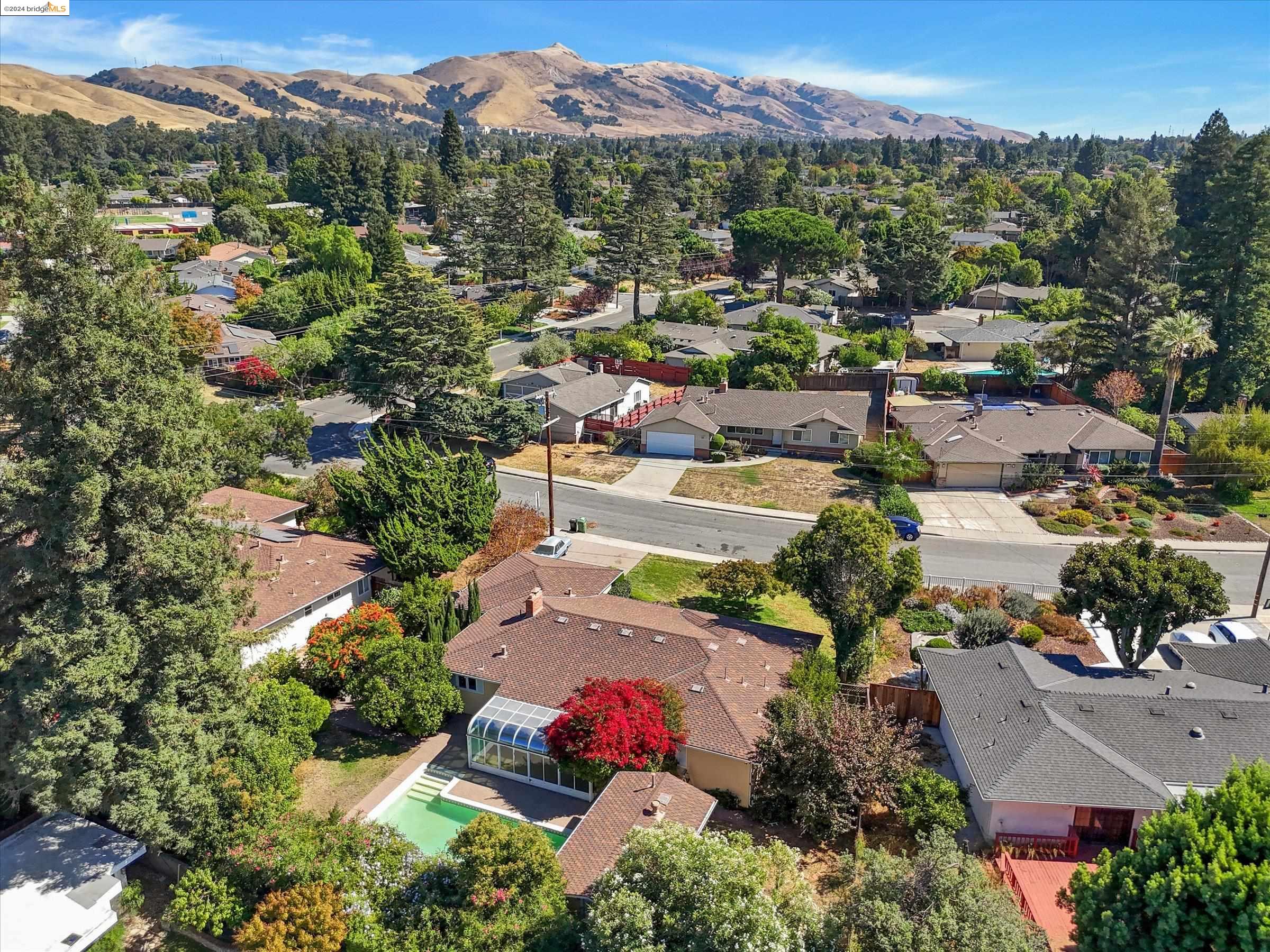 1137 Farragut Dr