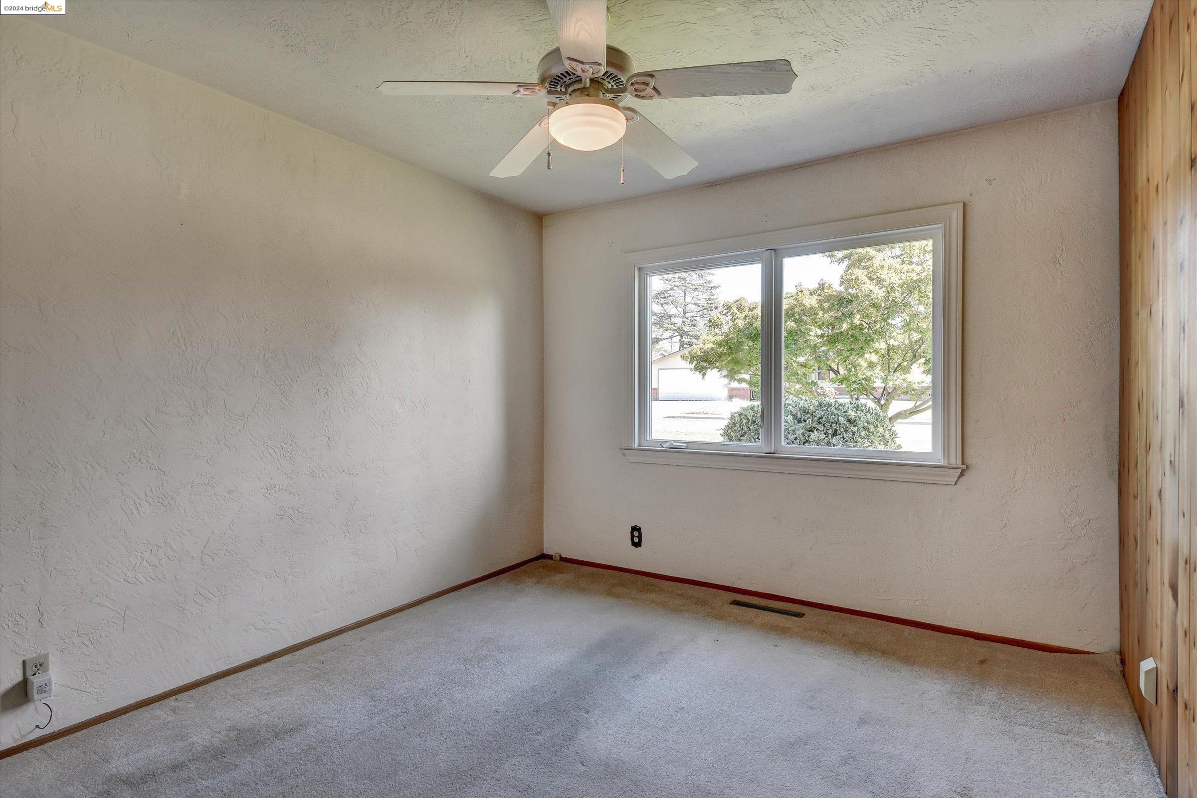 1137 Farragut Dr