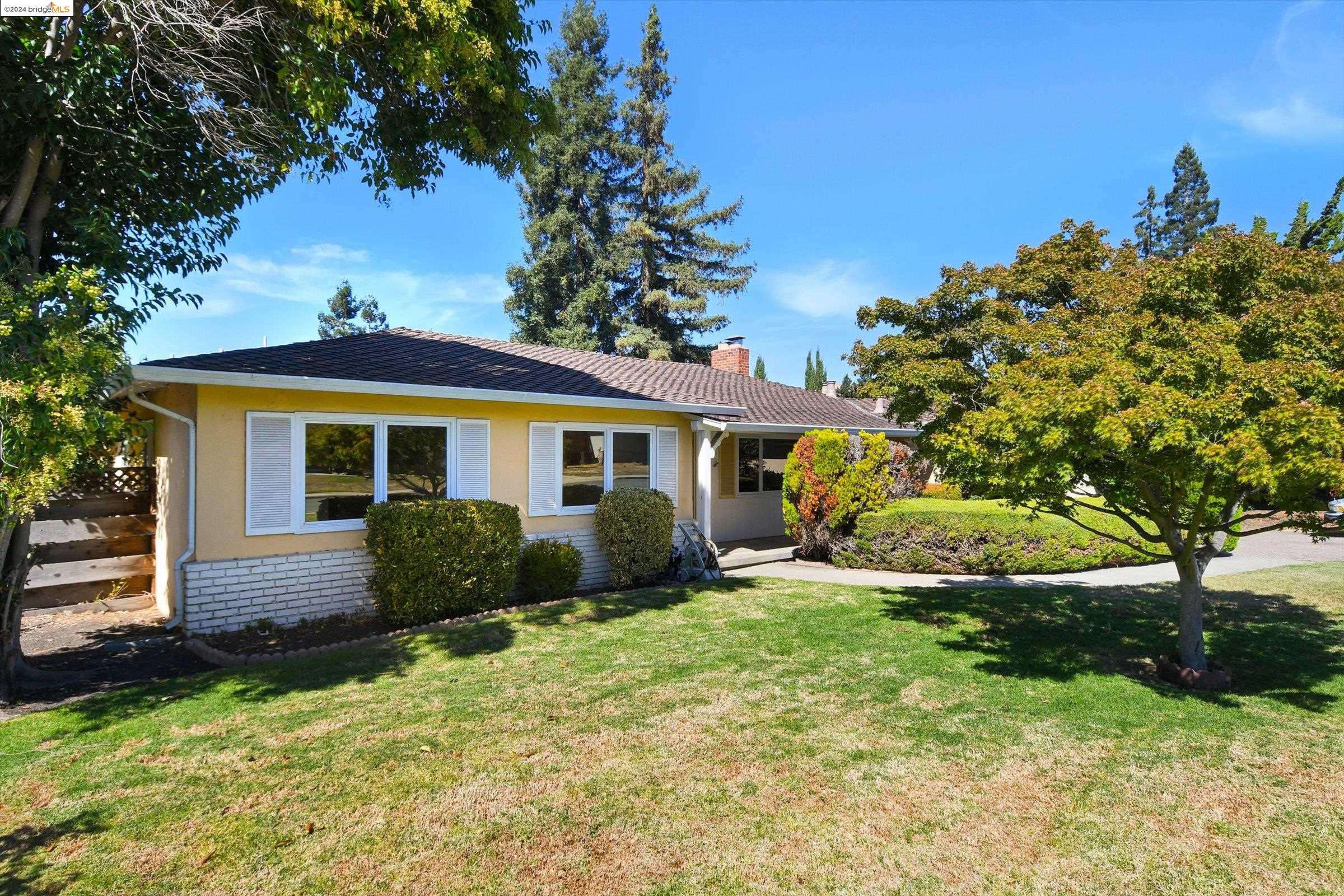1137 Farragut Dr