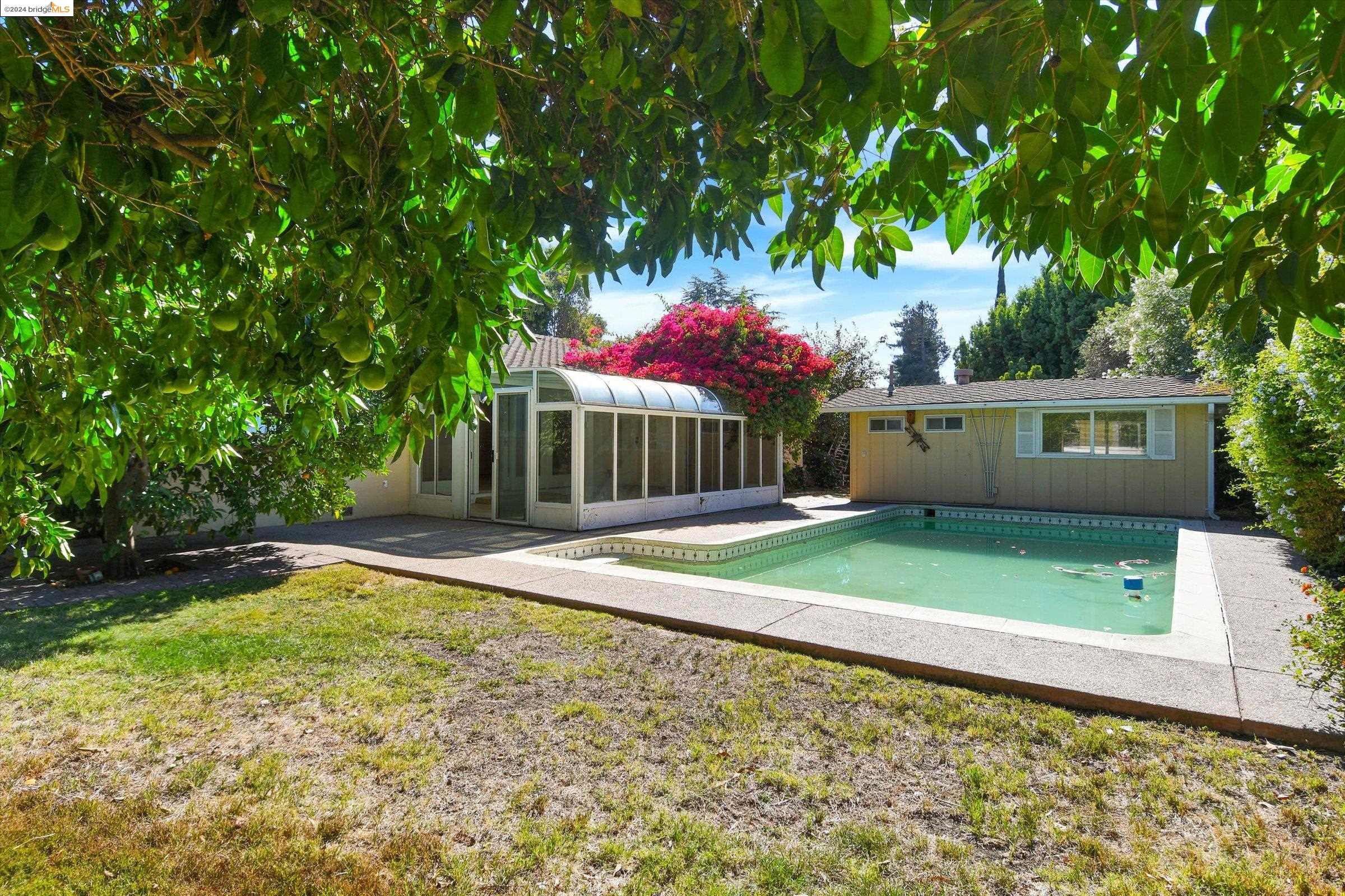 1137 Farragut Dr
