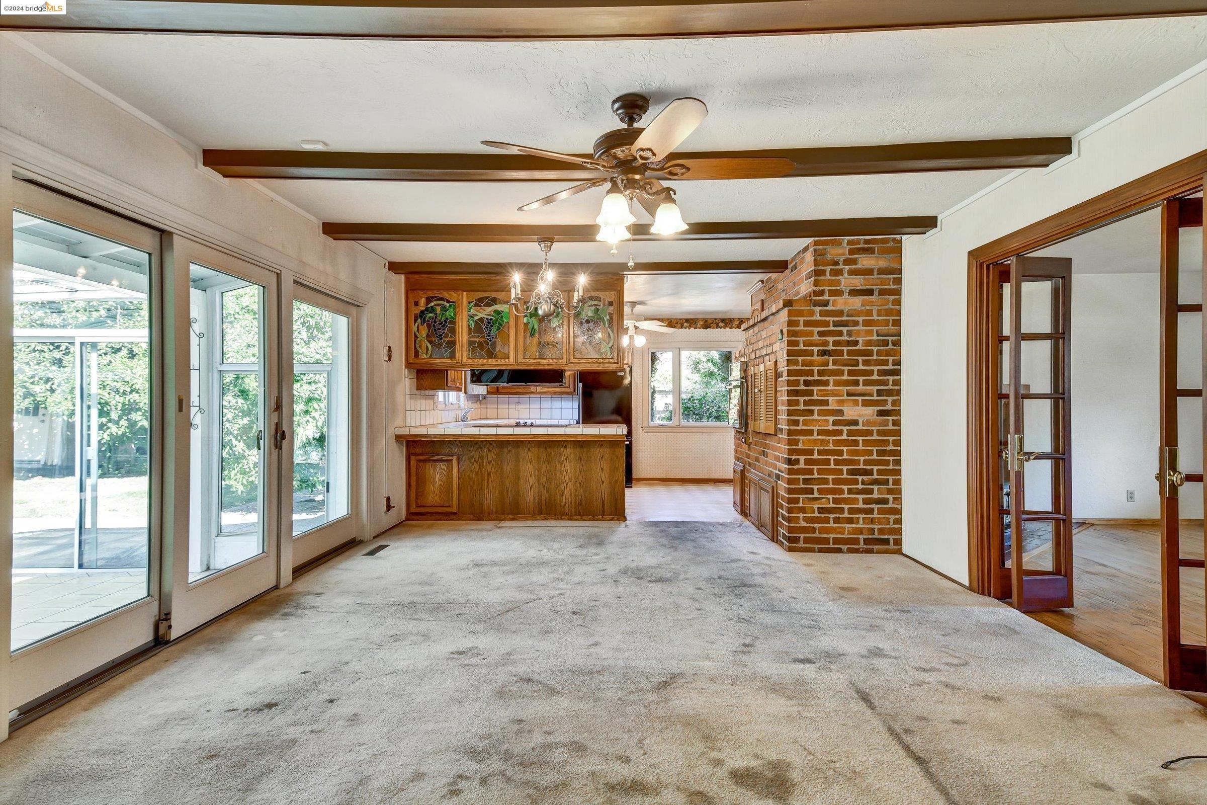 1137 Farragut Dr