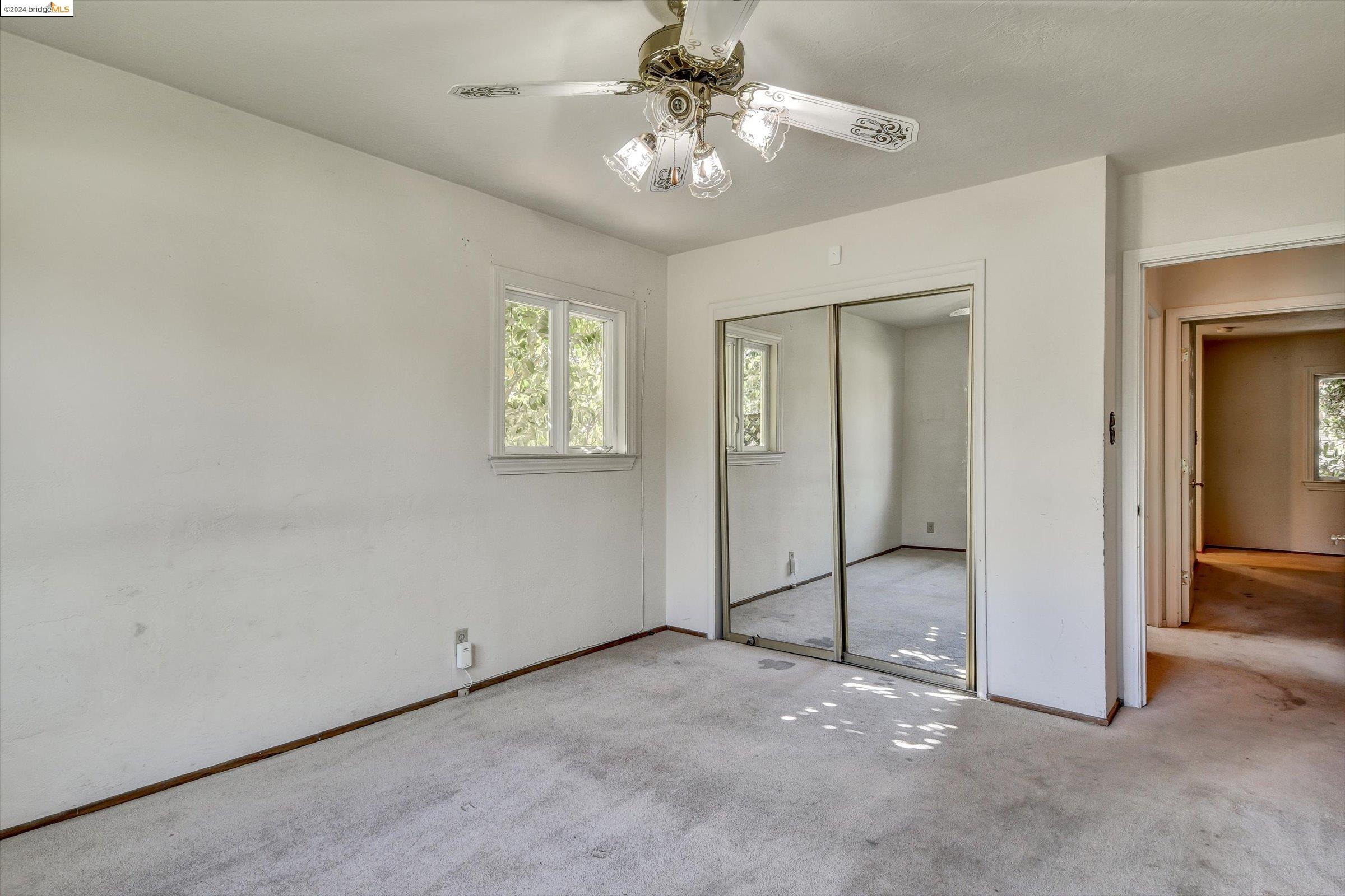 1137 Farragut Dr