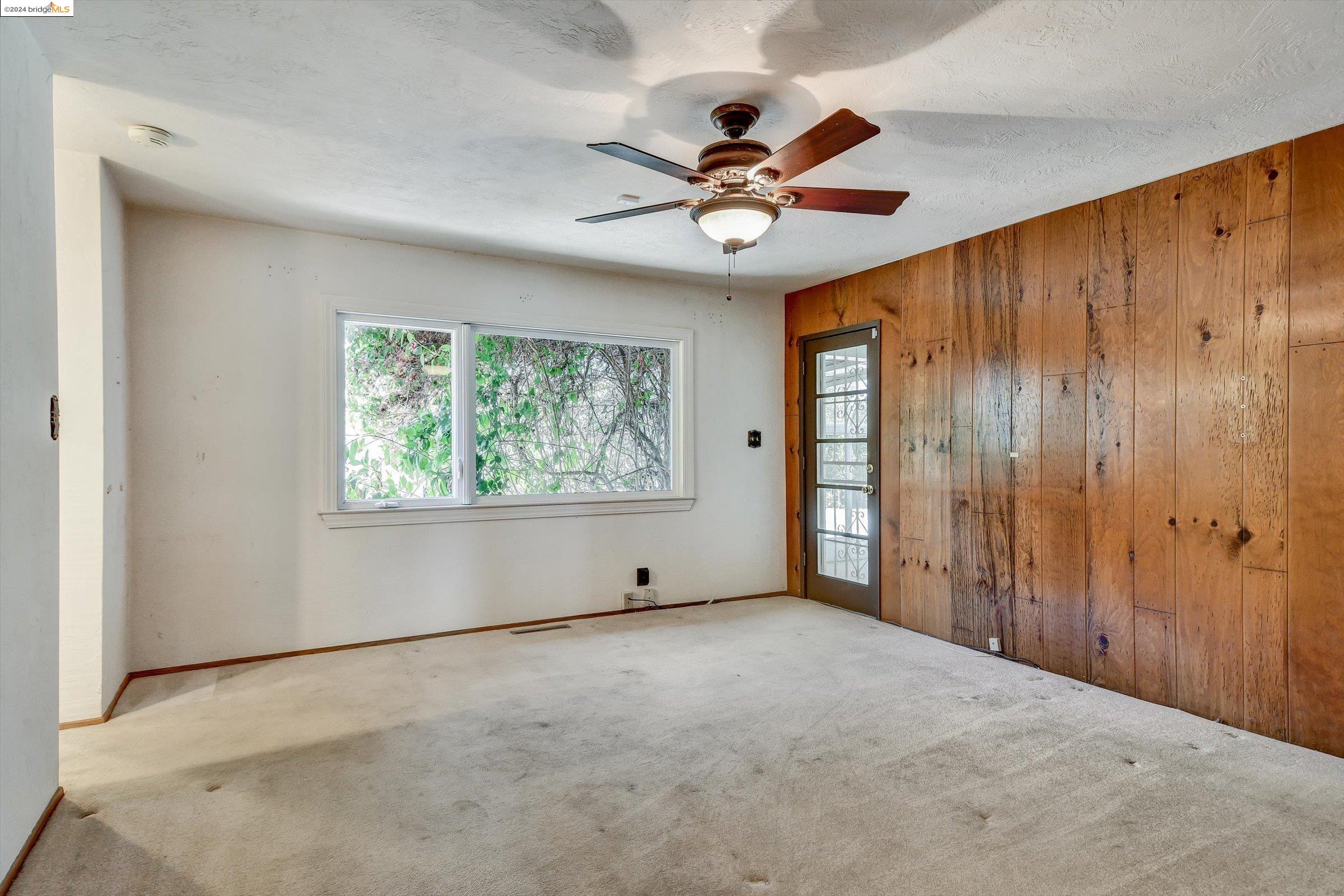 1137 Farragut Dr