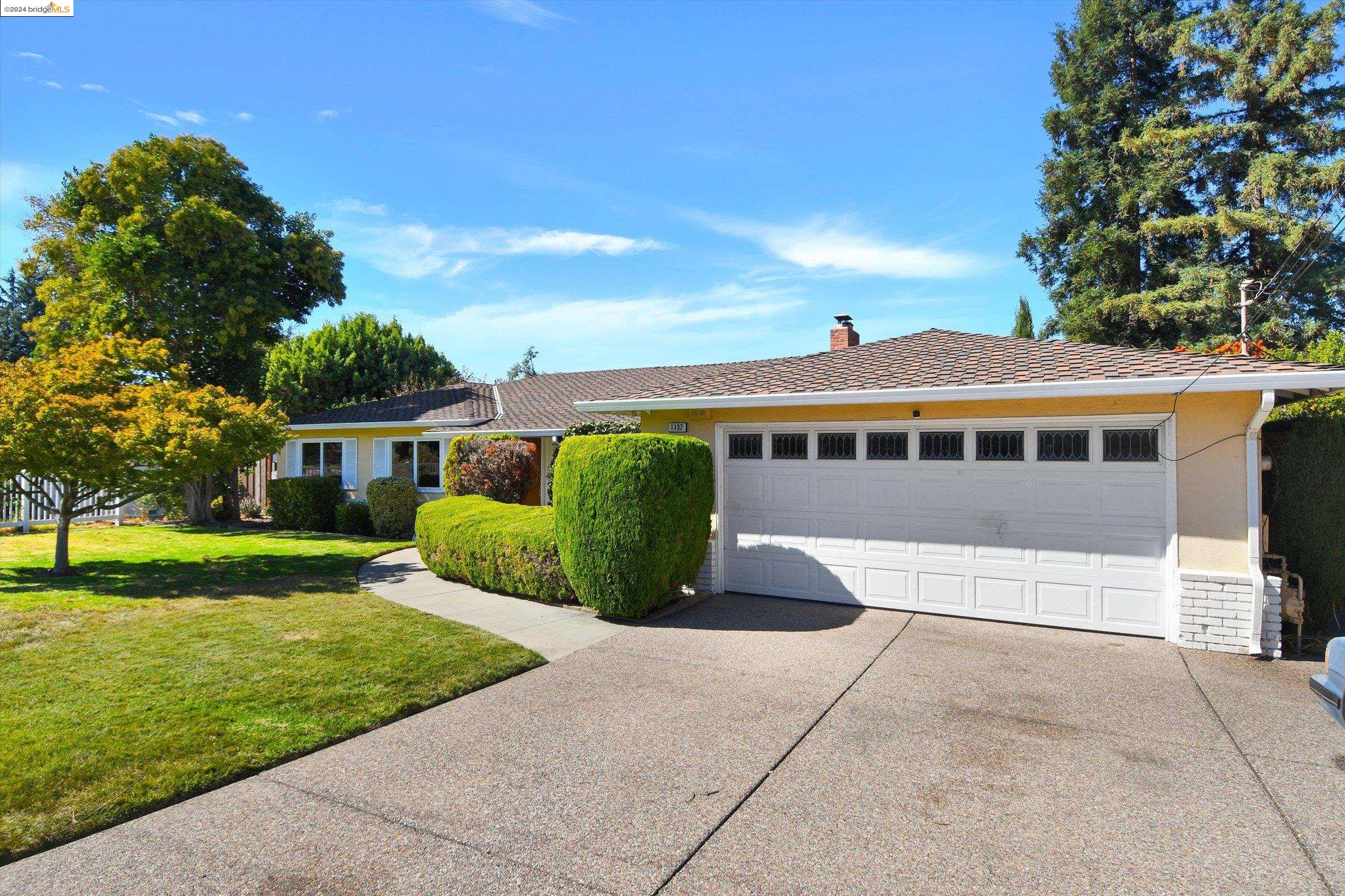 1137 Farragut Dr