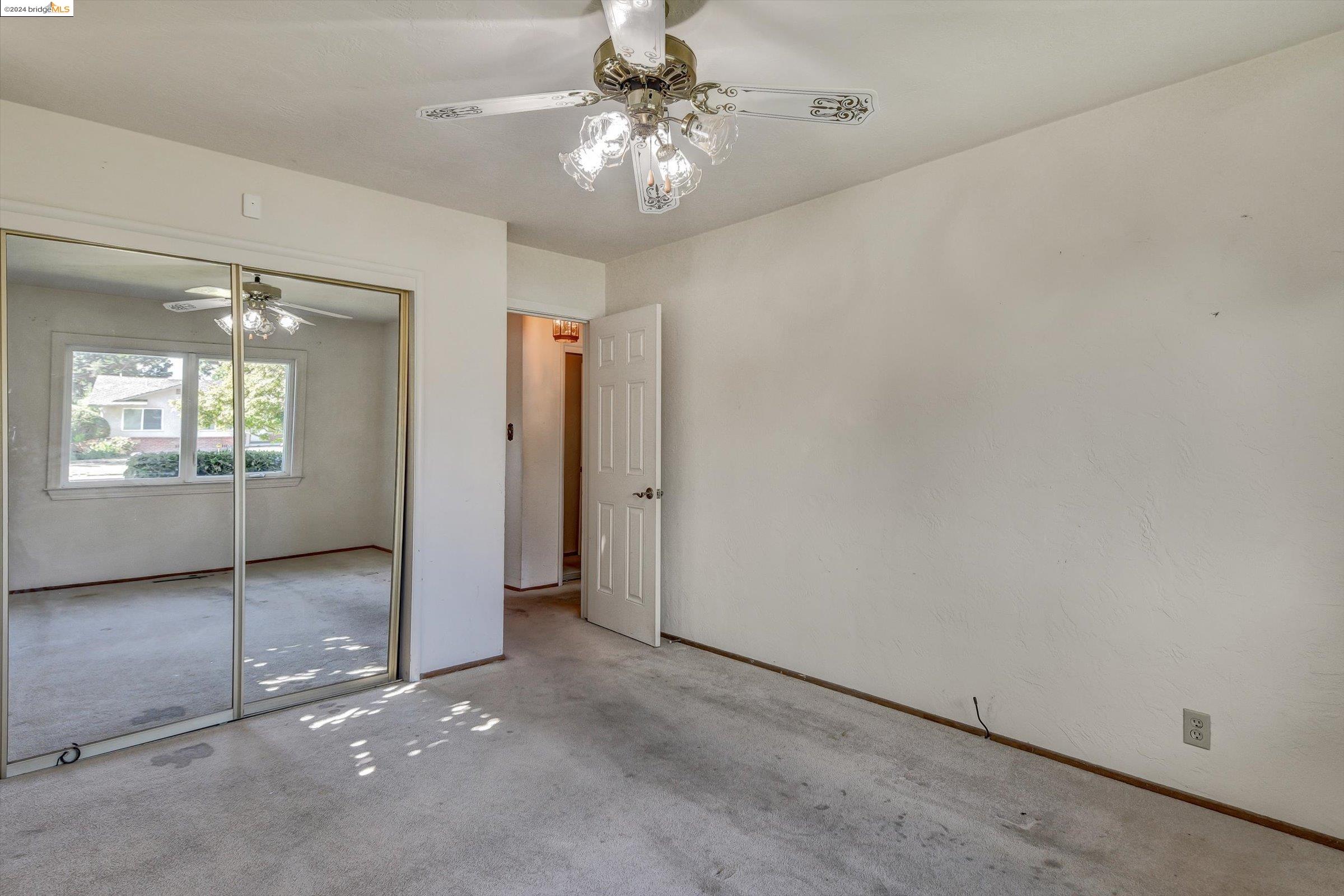 1137 Farragut Dr