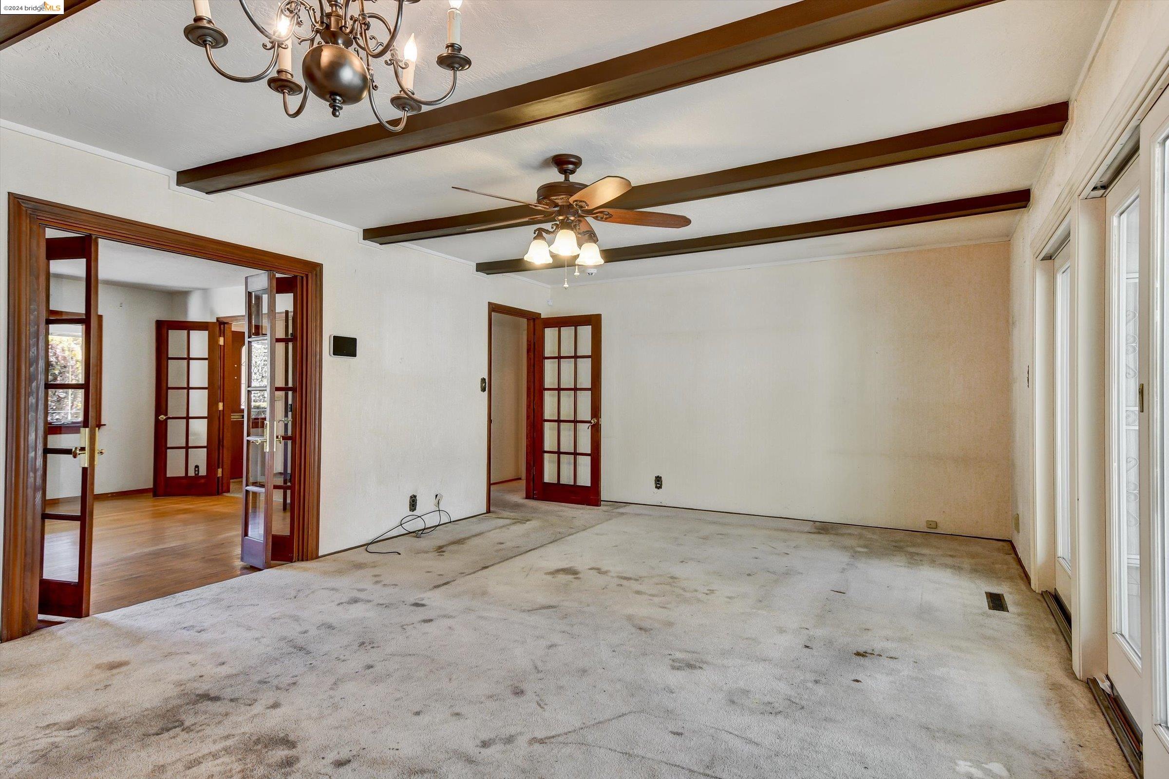1137 Farragut Dr