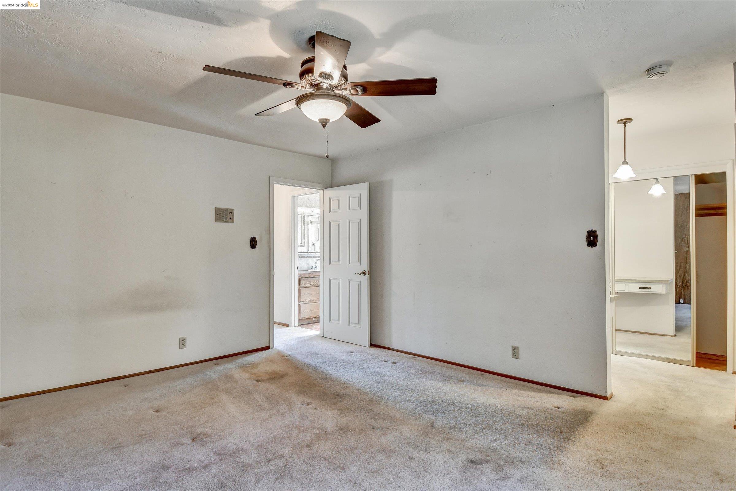 1137 Farragut Dr