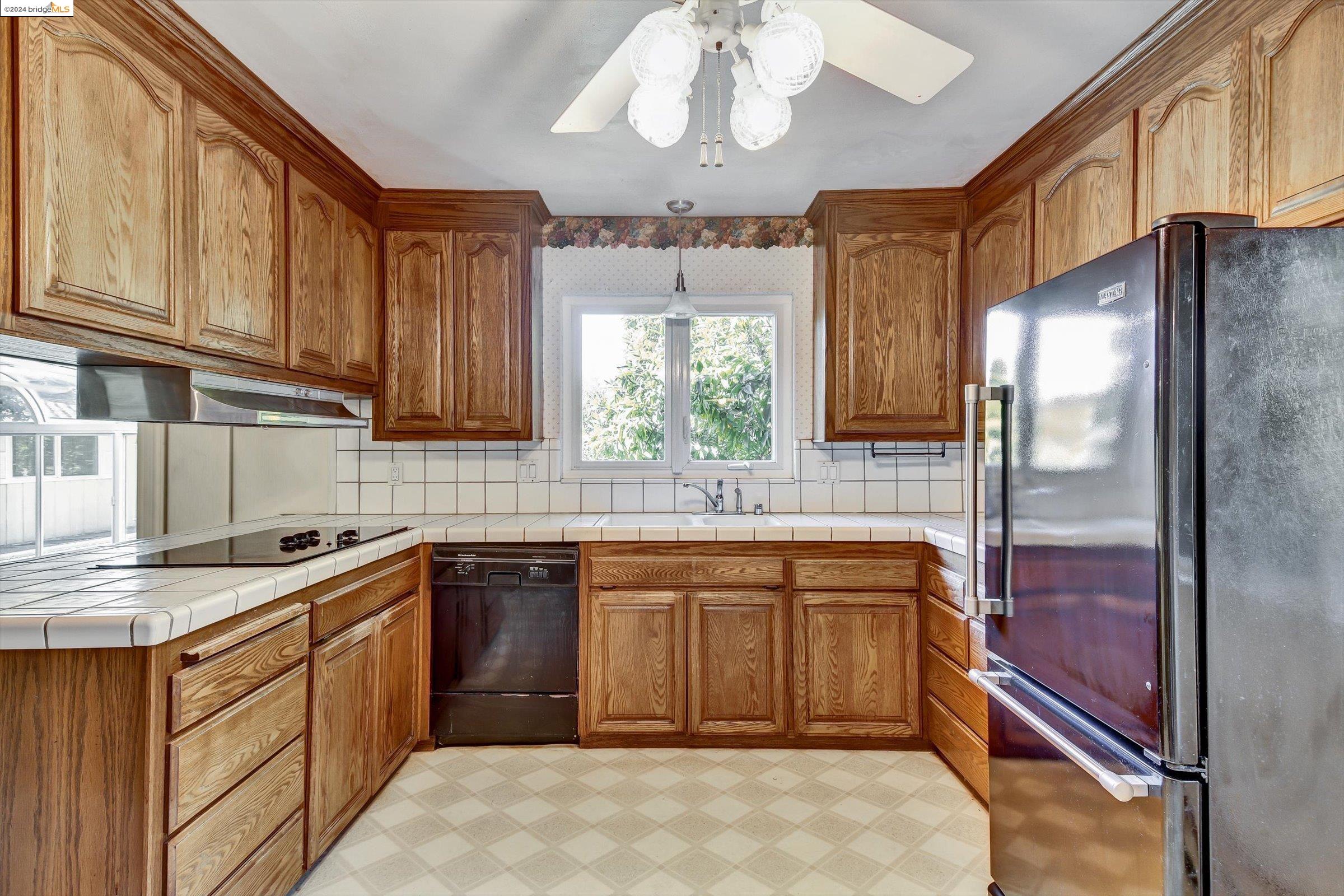 1137 Farragut Dr