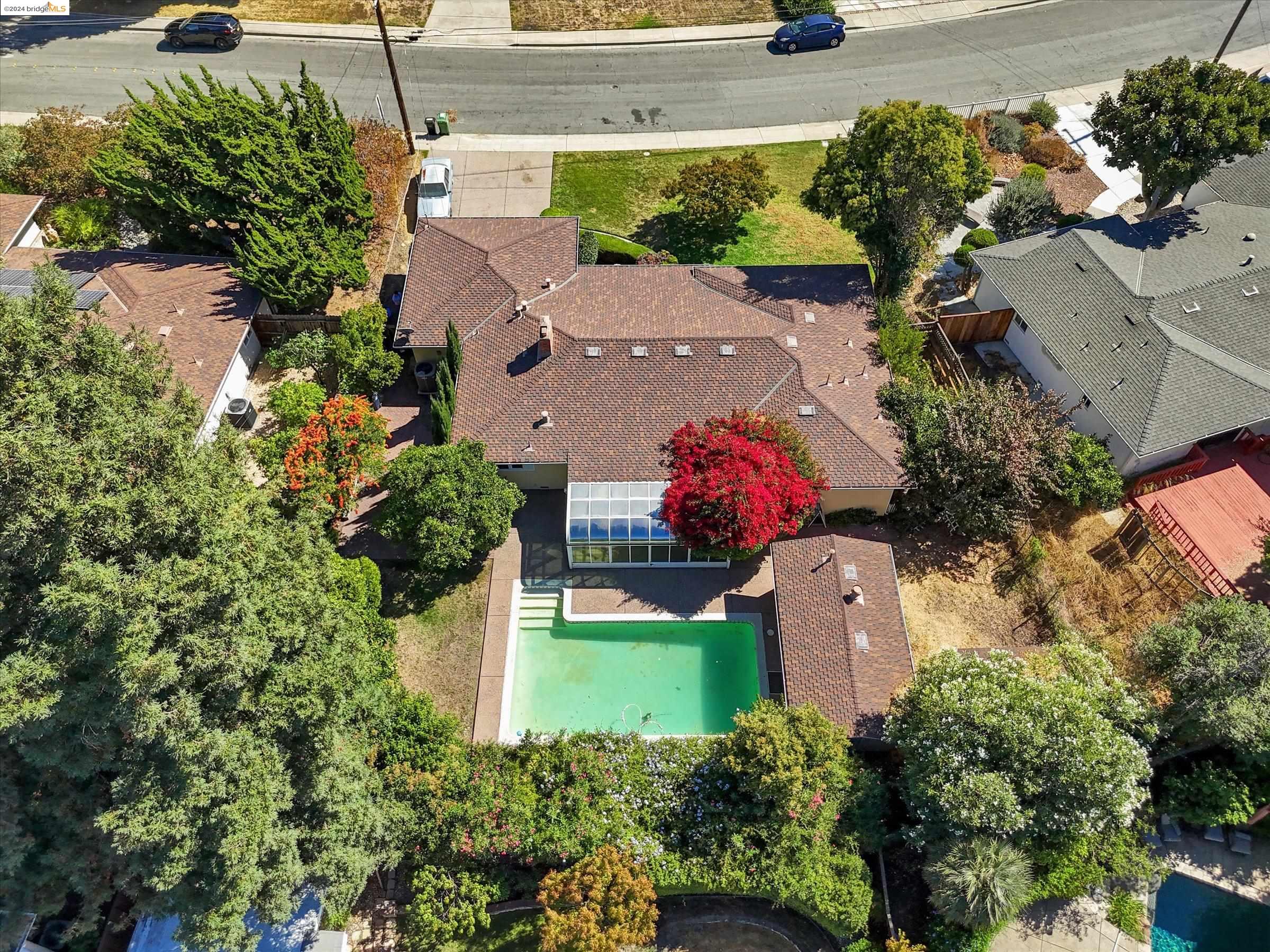 1137 Farragut Dr