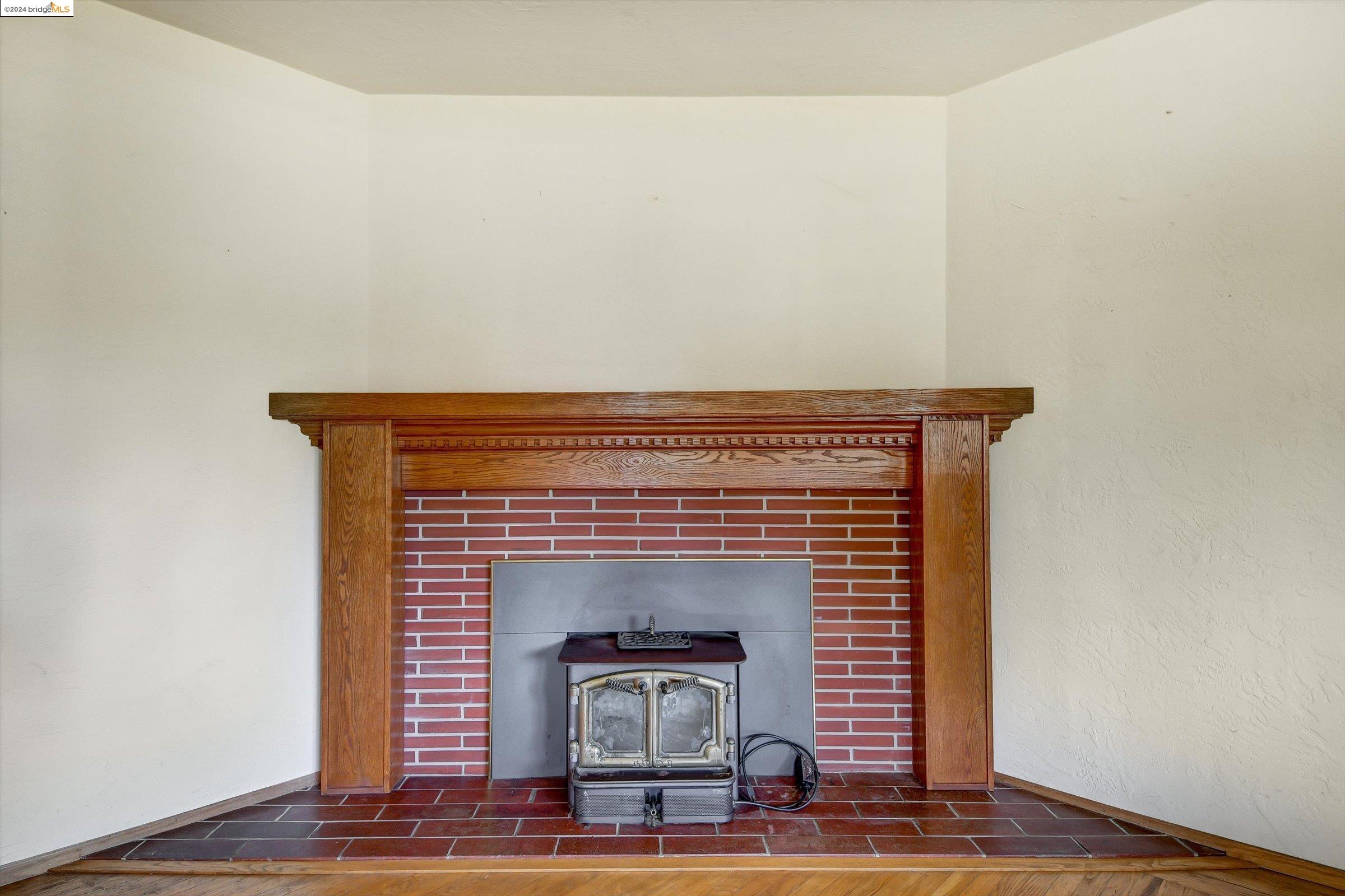 1137 Farragut Dr