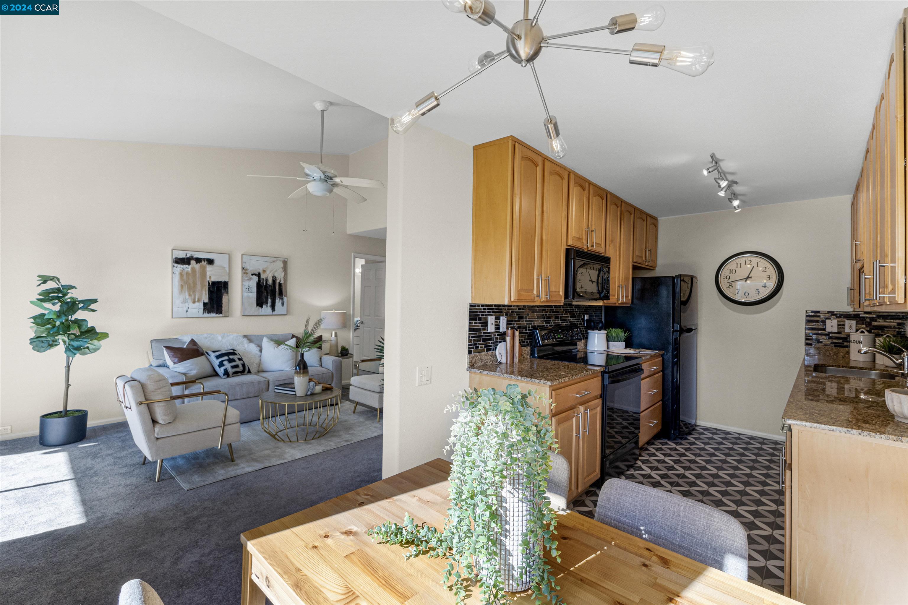 1240 Walker Ave # 305