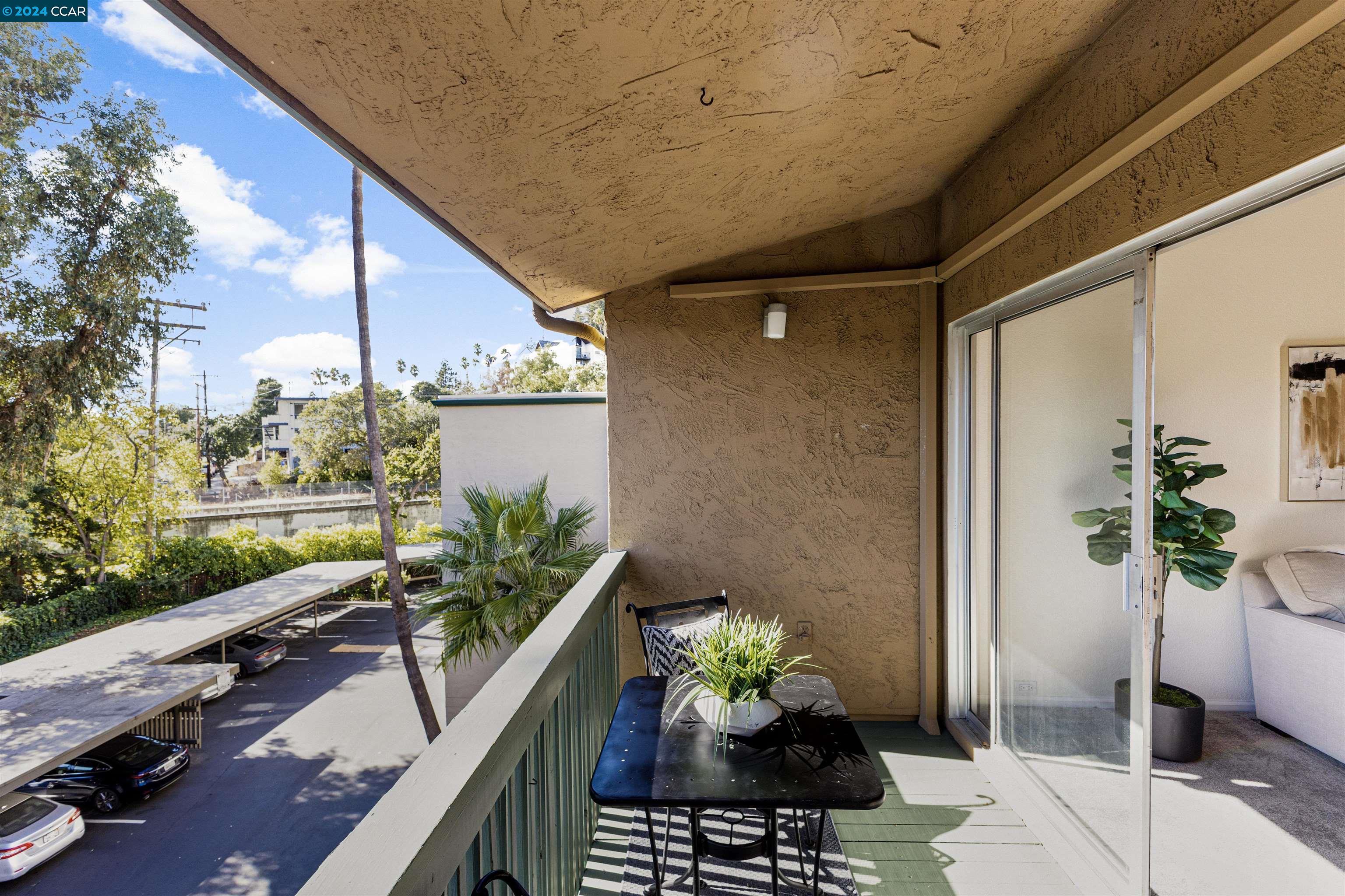 1240 Walker Ave # 305