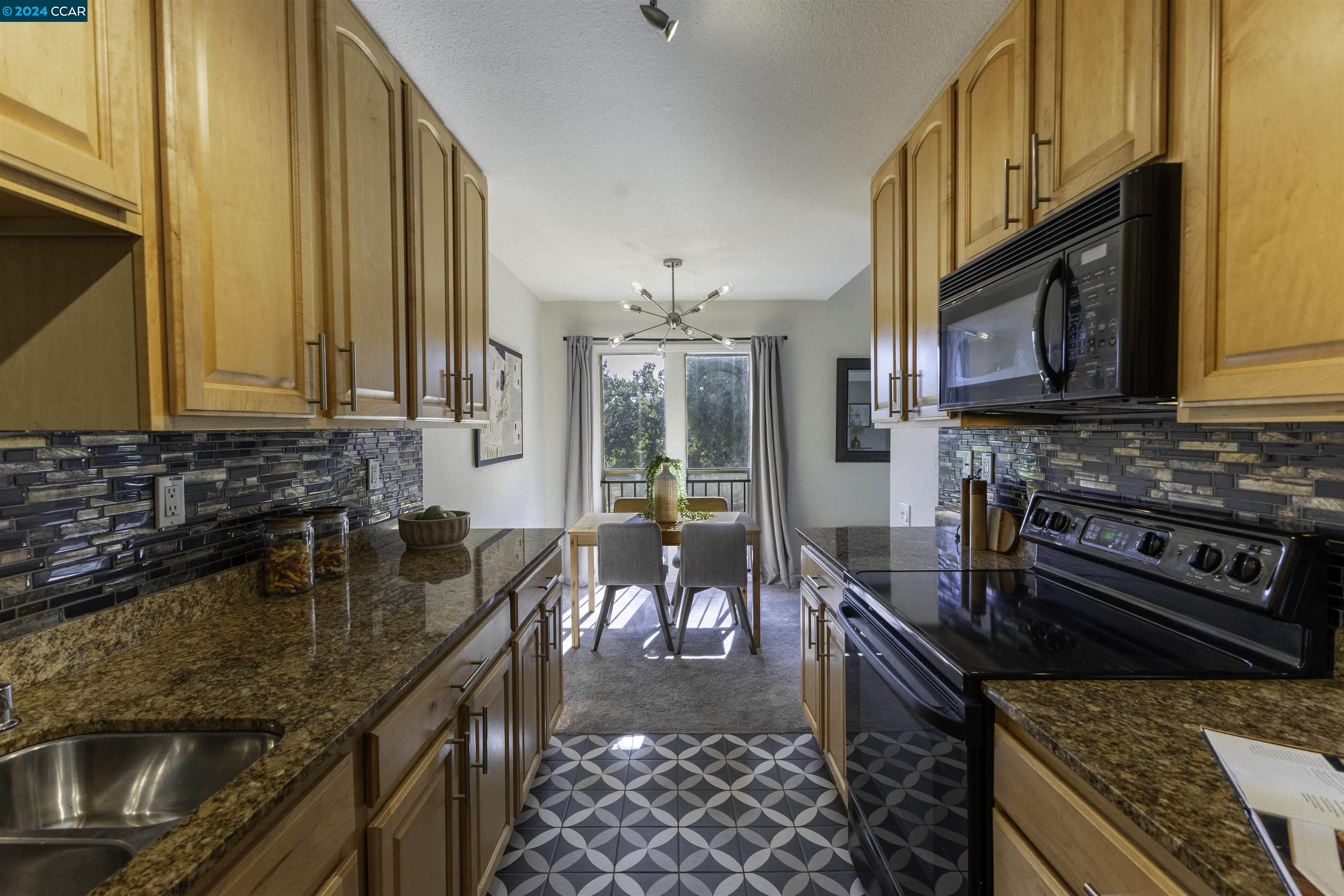 1240 Walker Ave # 305