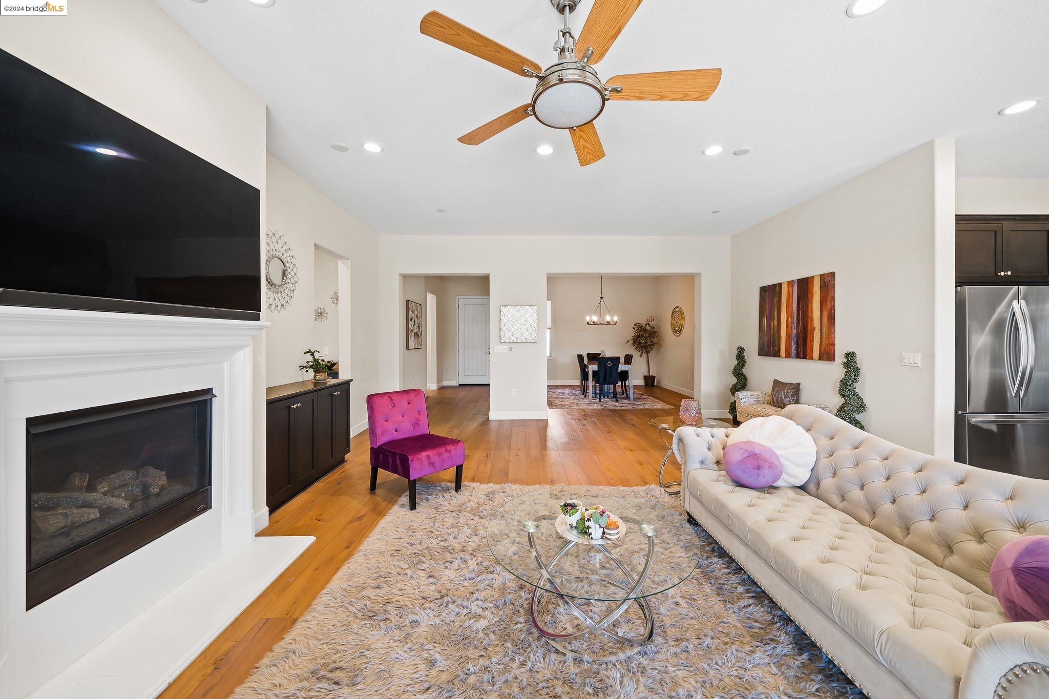 9121 Calypso Ct