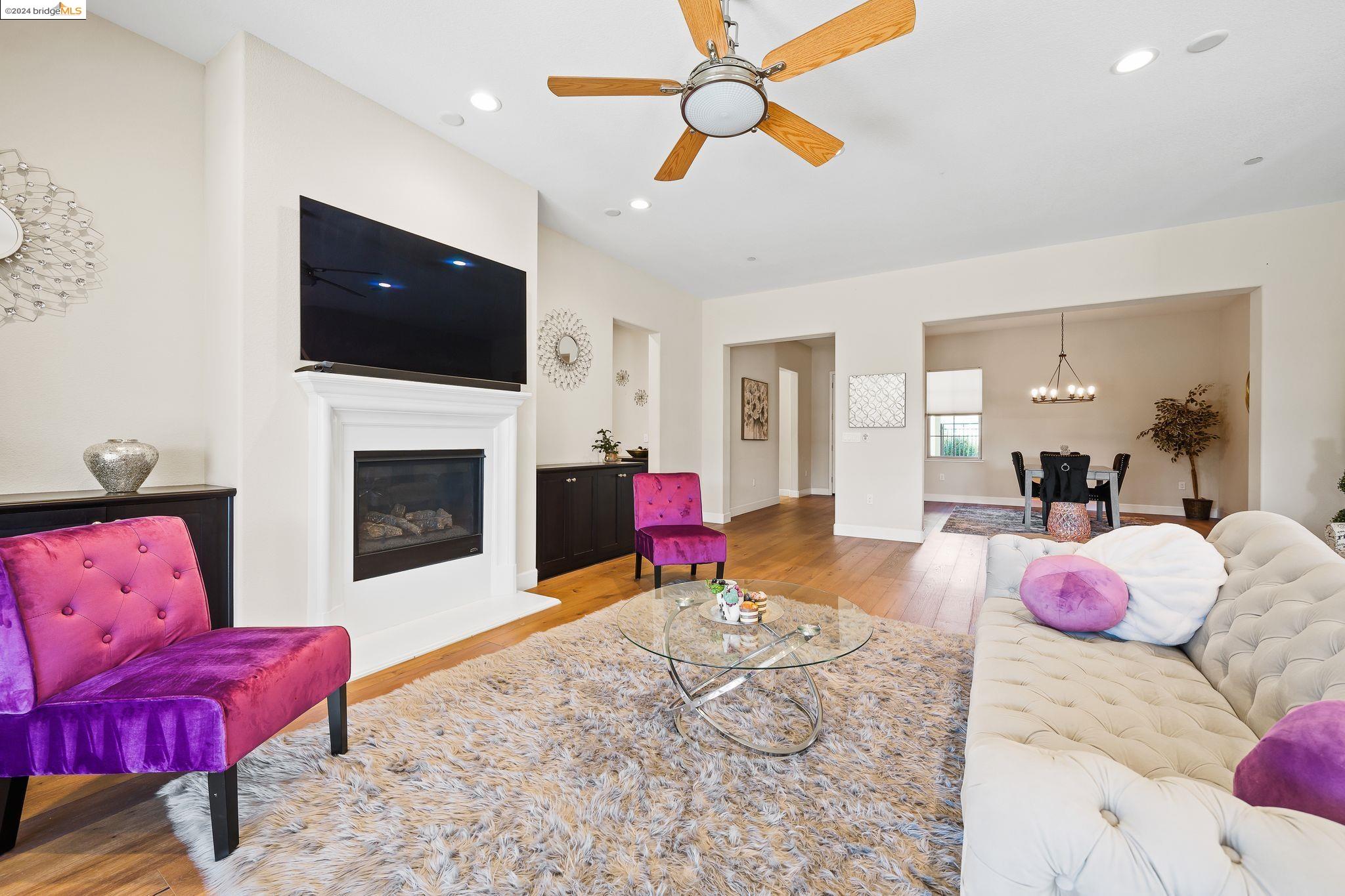 9121 Calypso Ct