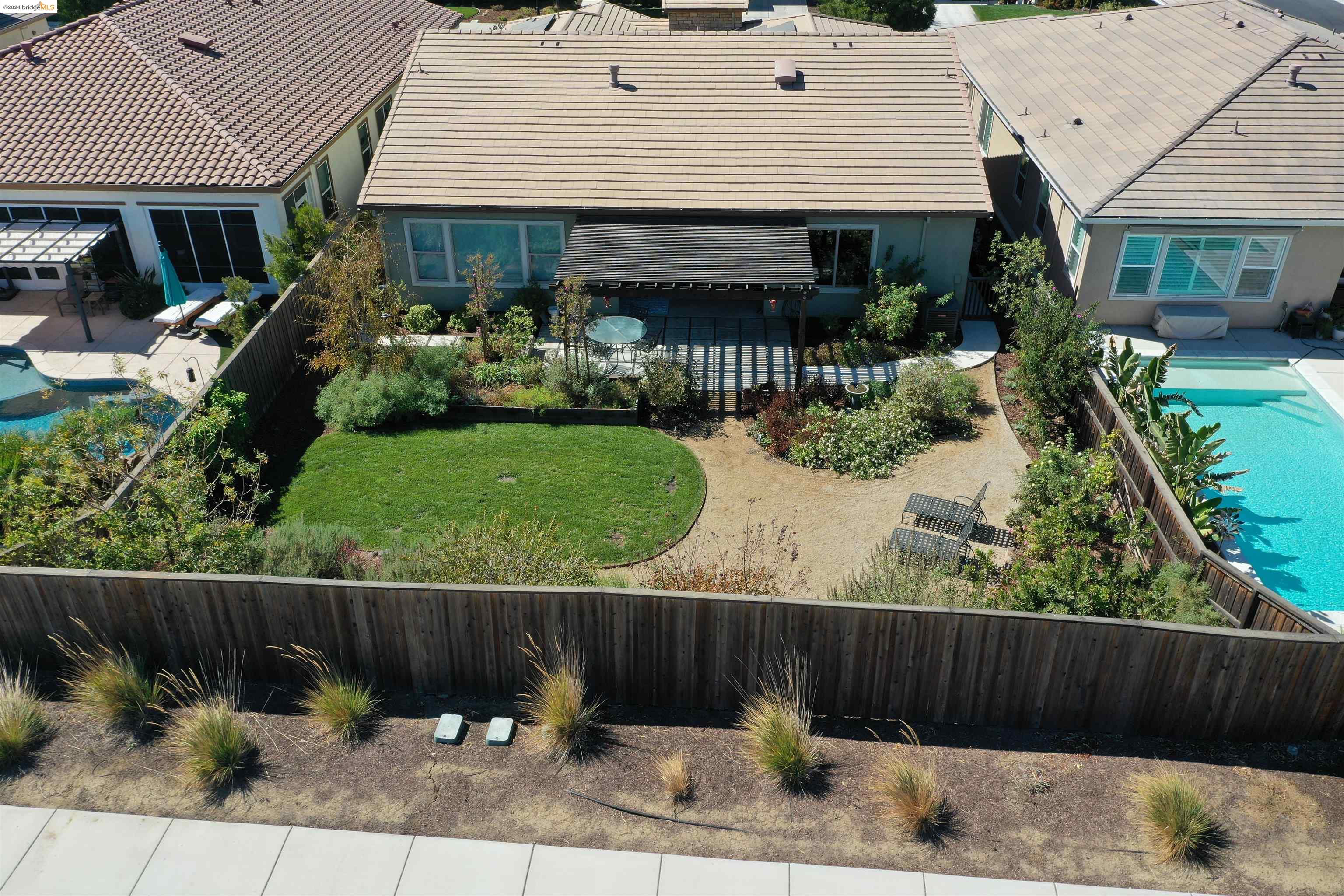 9121 Calypso Ct