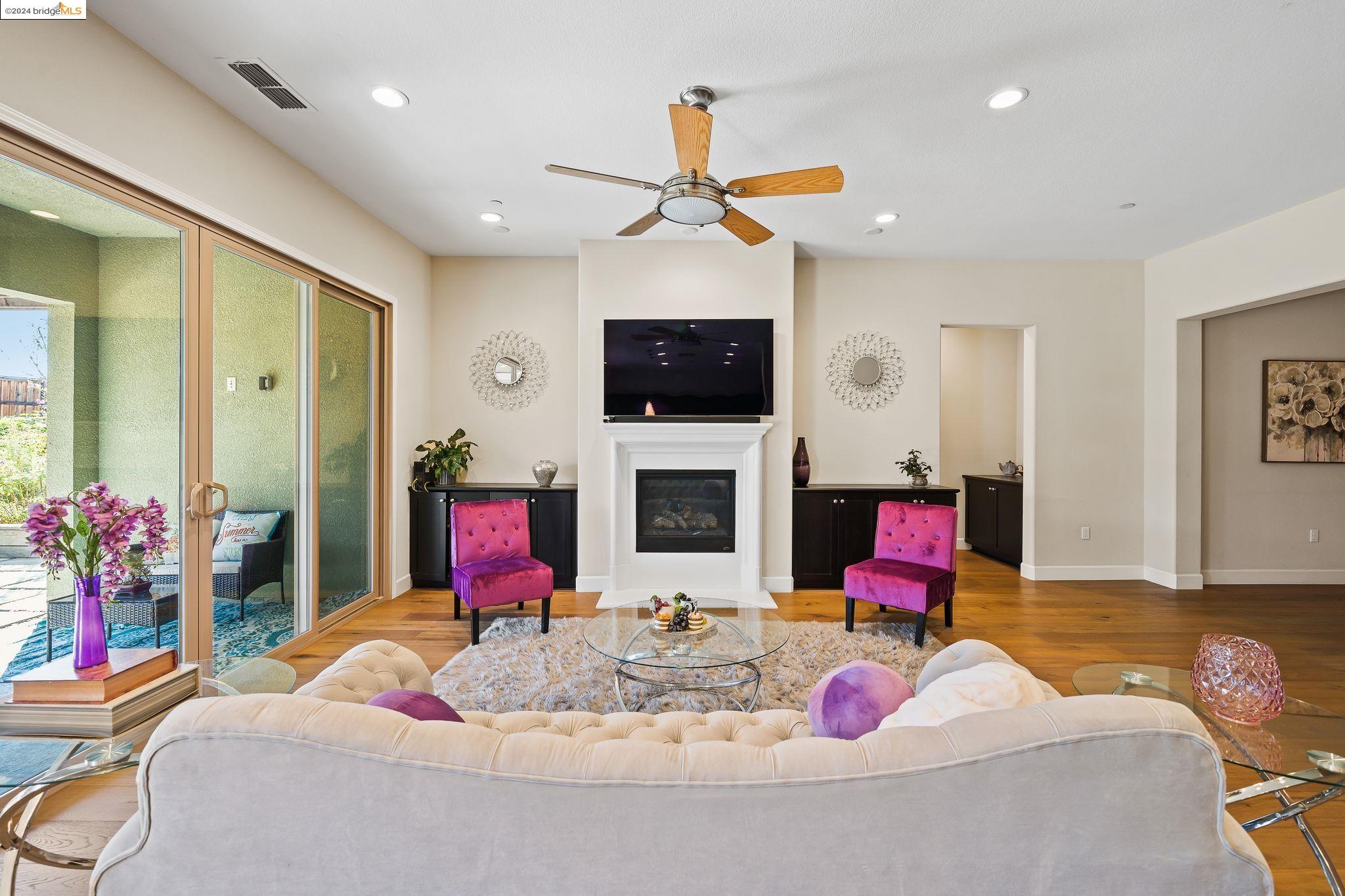 9121 Calypso Ct