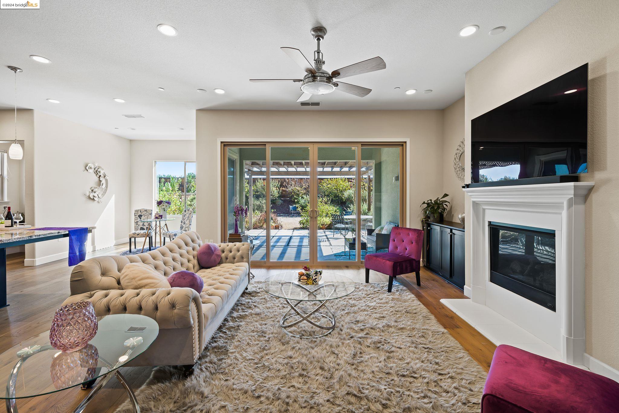 9121 Calypso Ct
