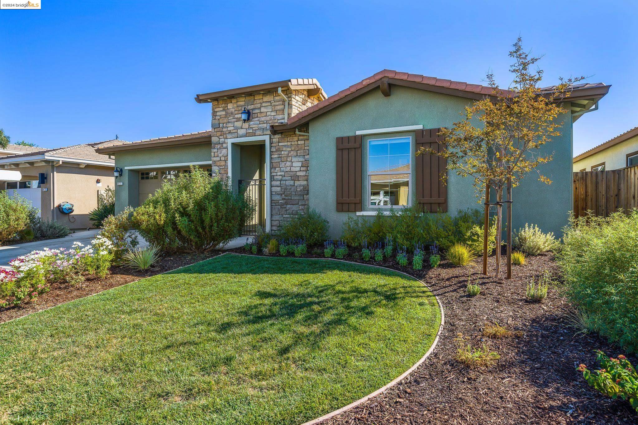 9121 Calypso Ct