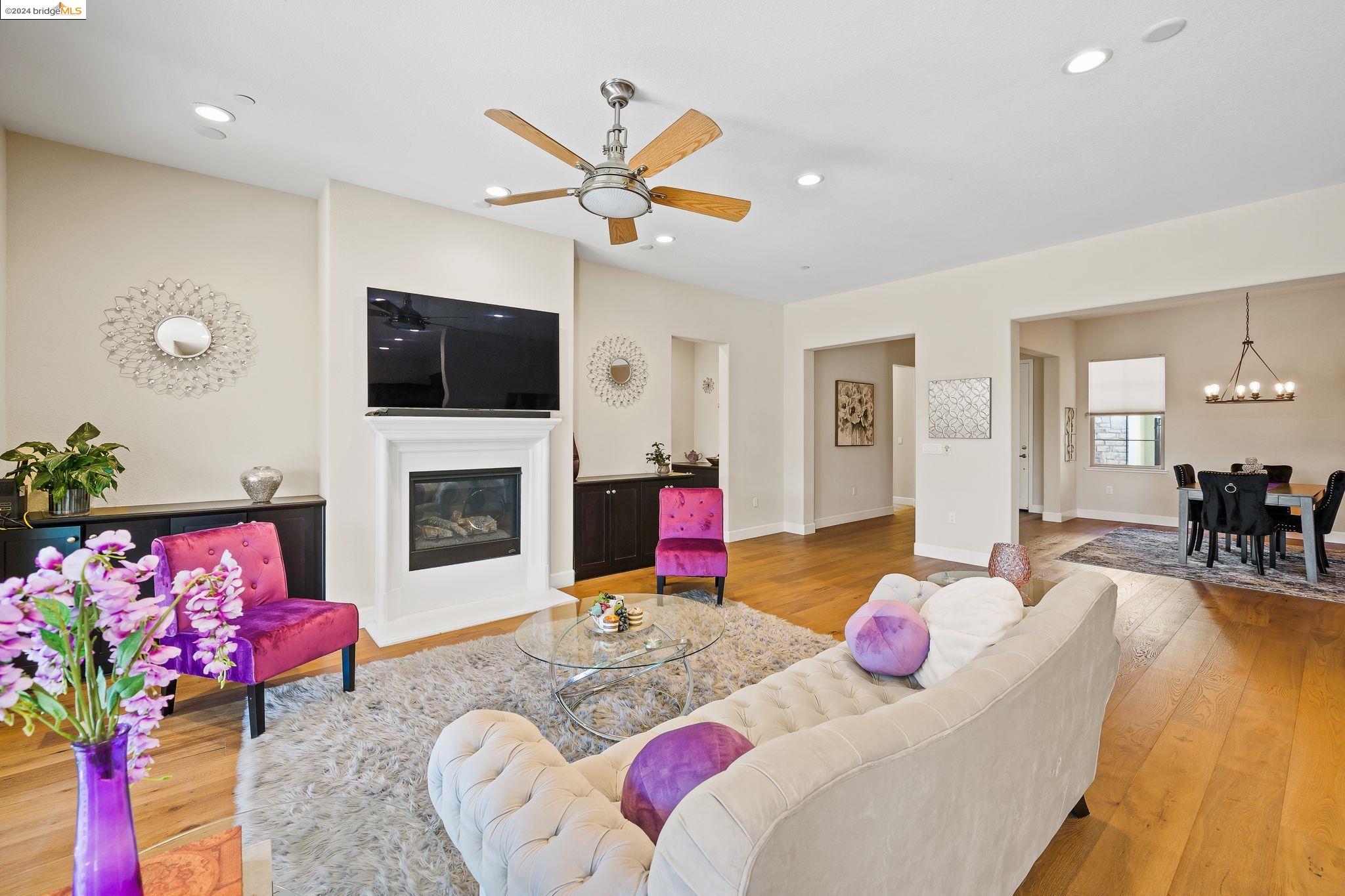 9121 Calypso Ct