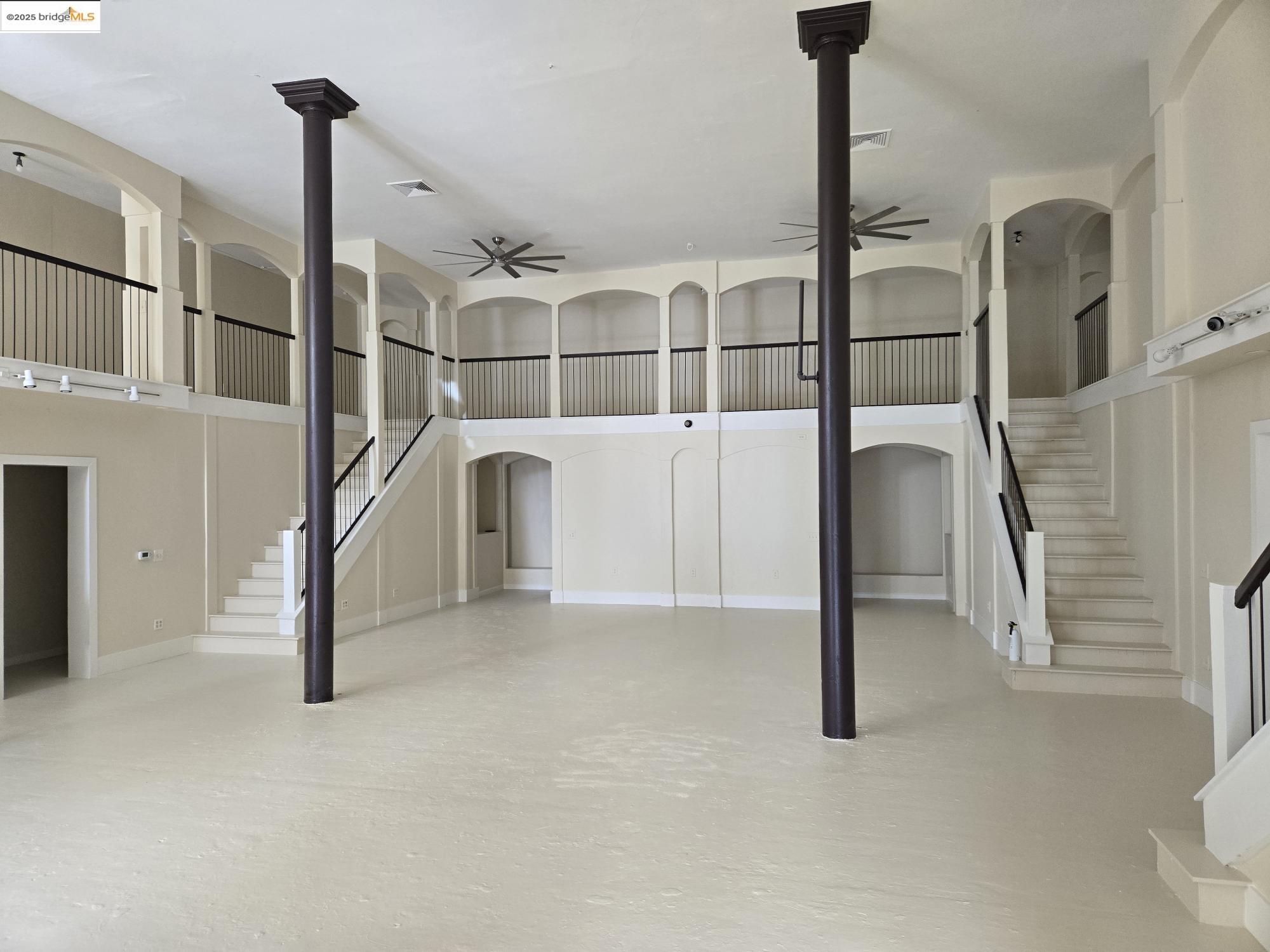 446 Railroad Ave