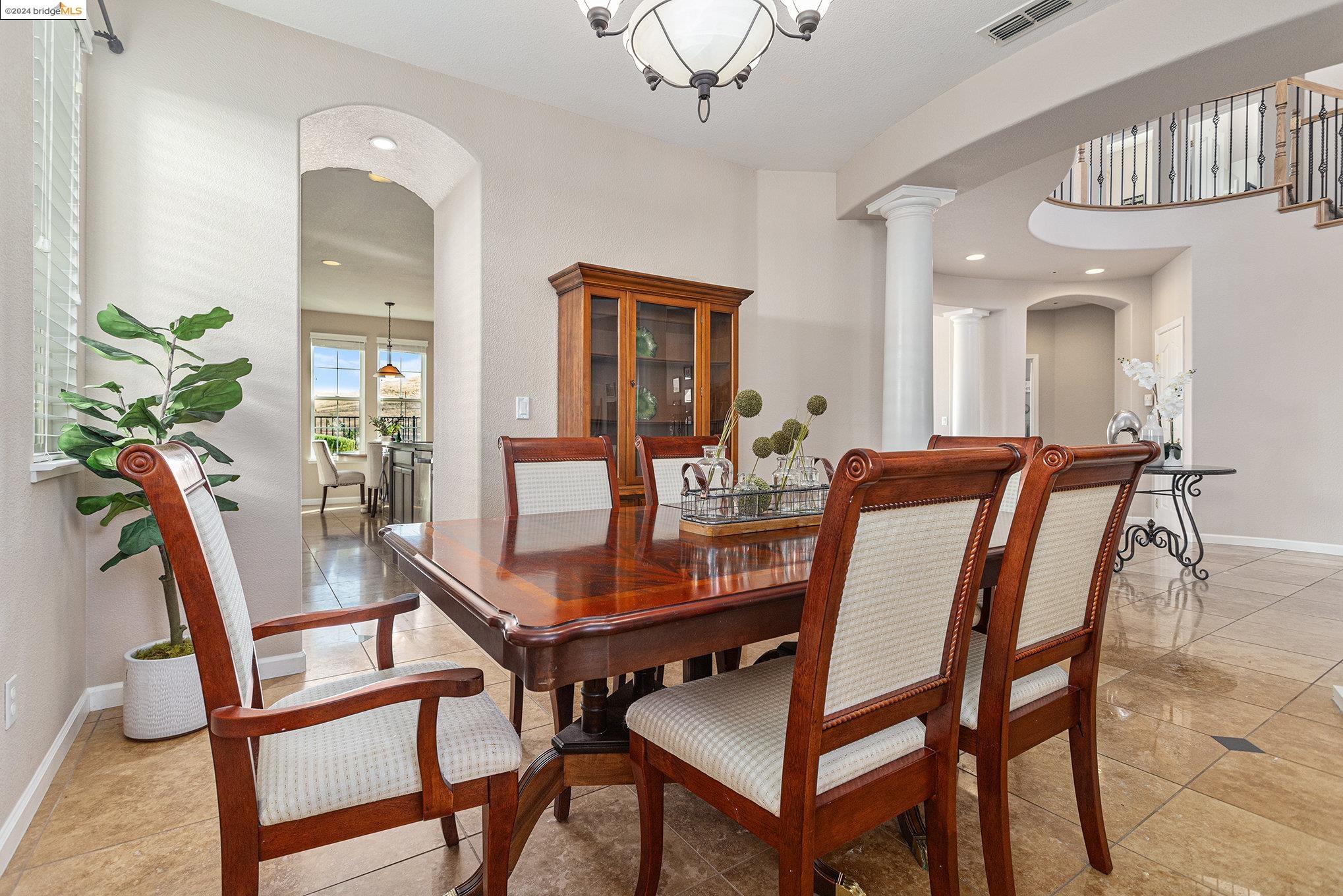 2214 Spyglass Dr