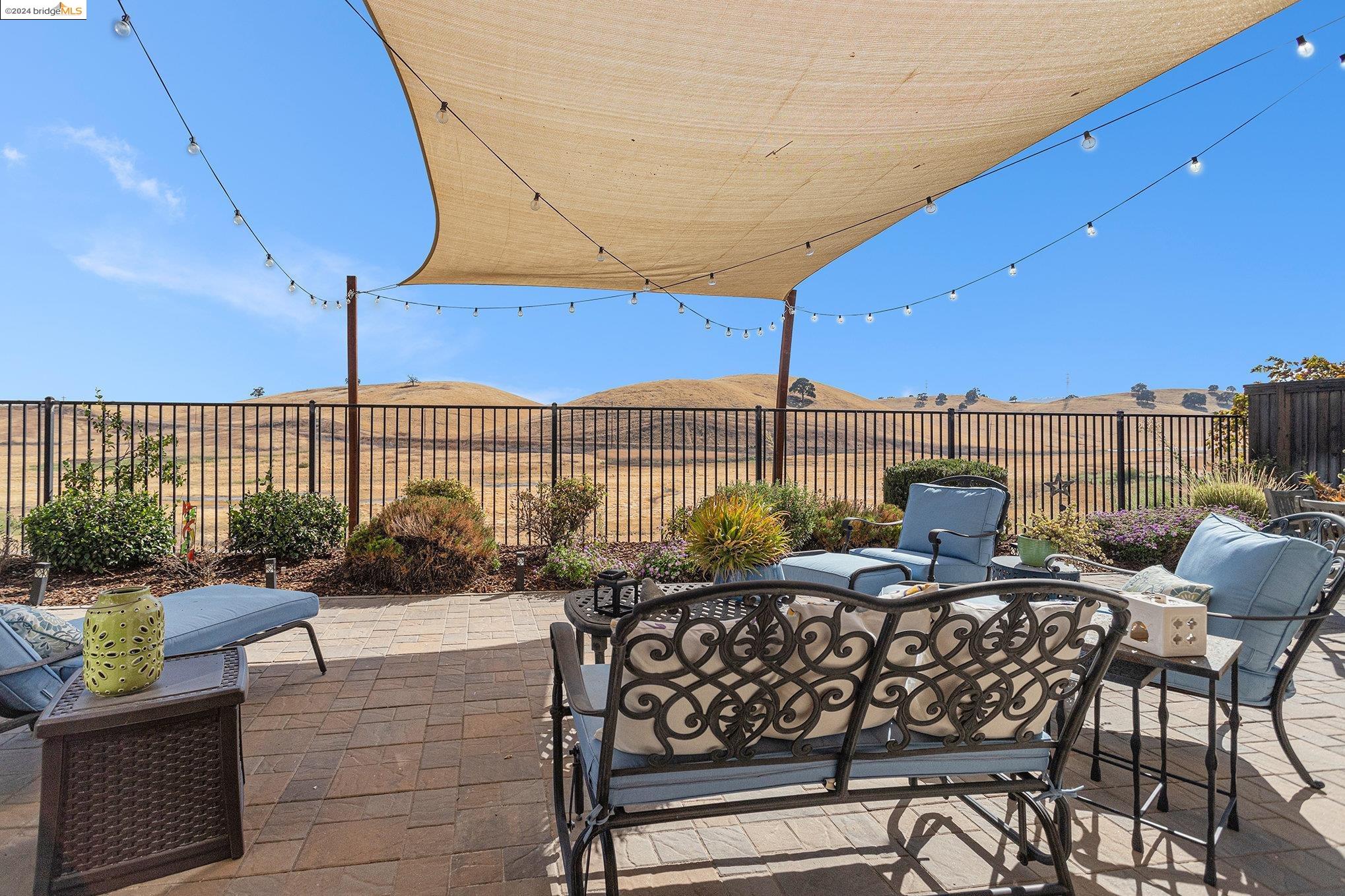 2214 Spyglass Dr