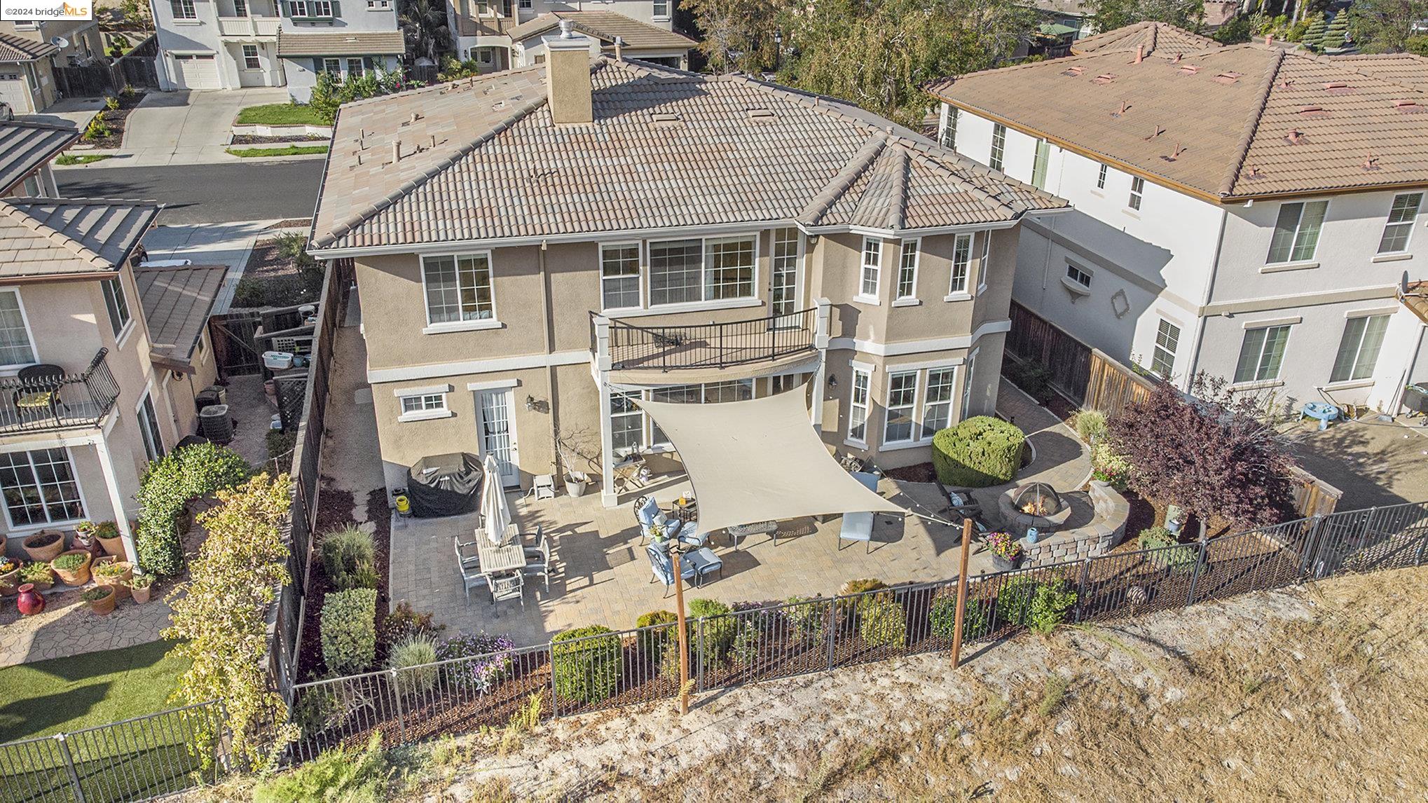 2214 Spyglass Dr