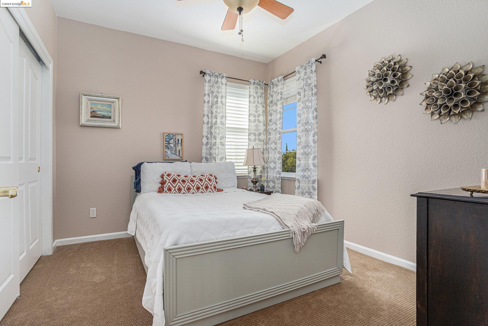 2214 Spyglass Dr