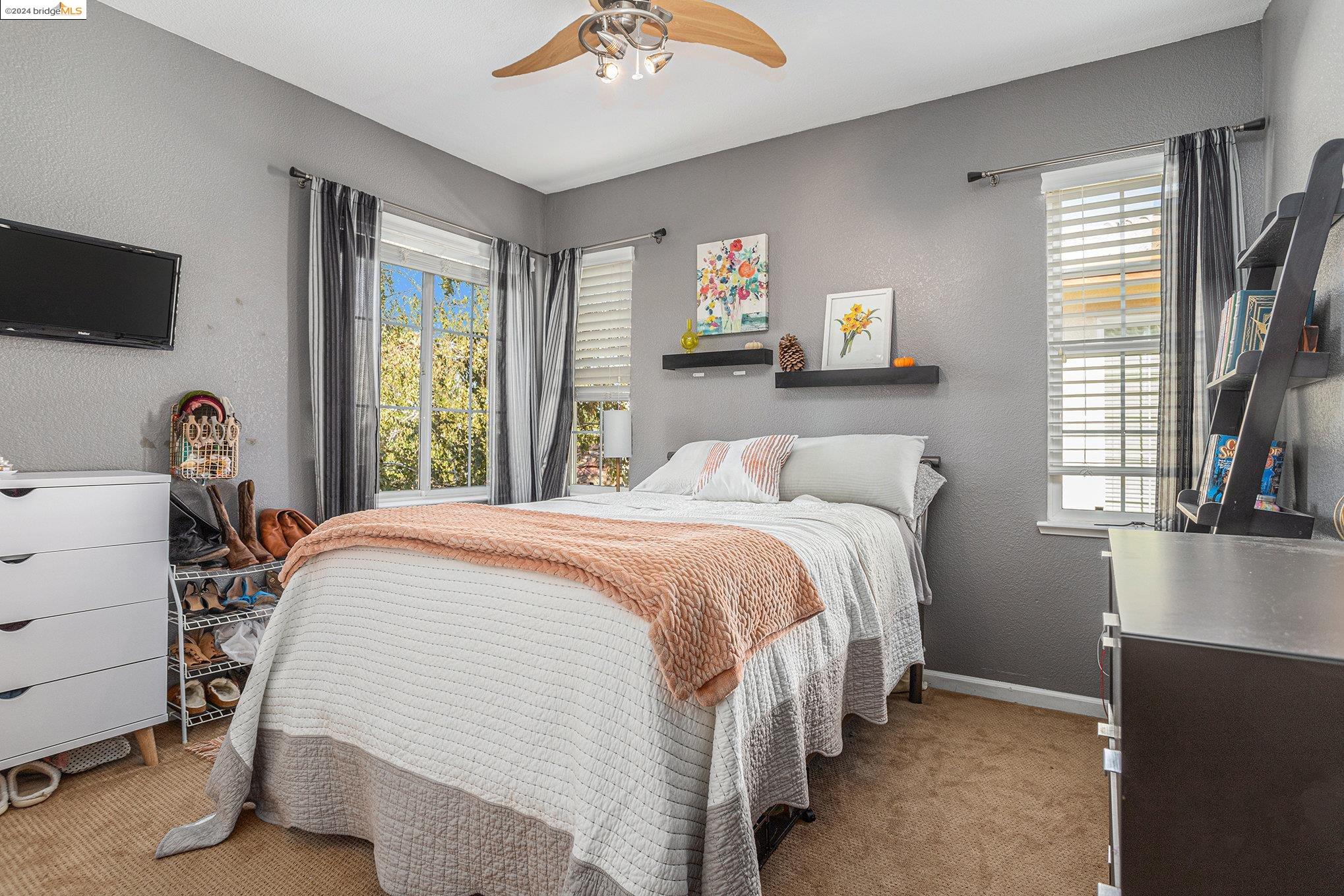 2214 Spyglass Dr