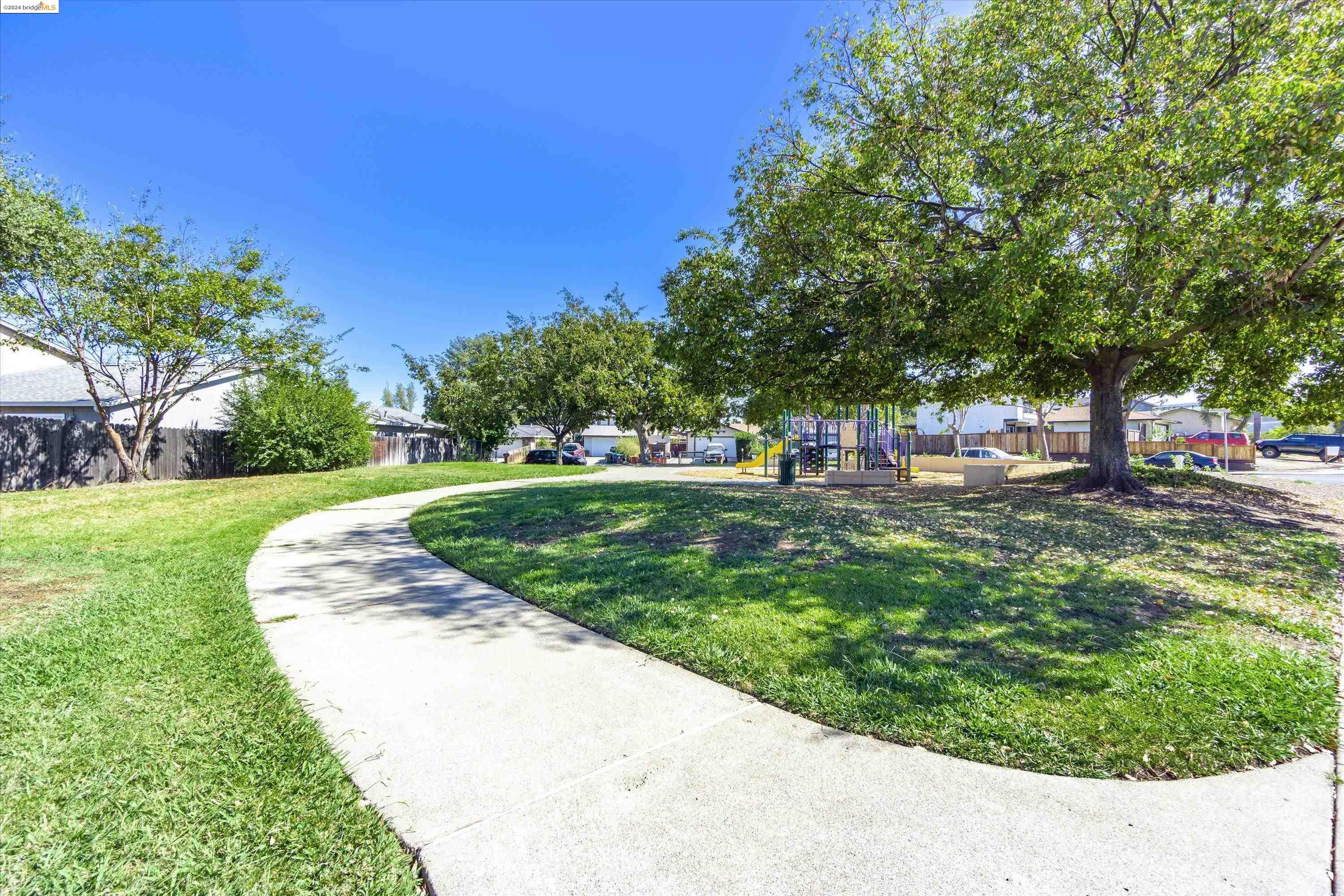 235 Summerfield Dr