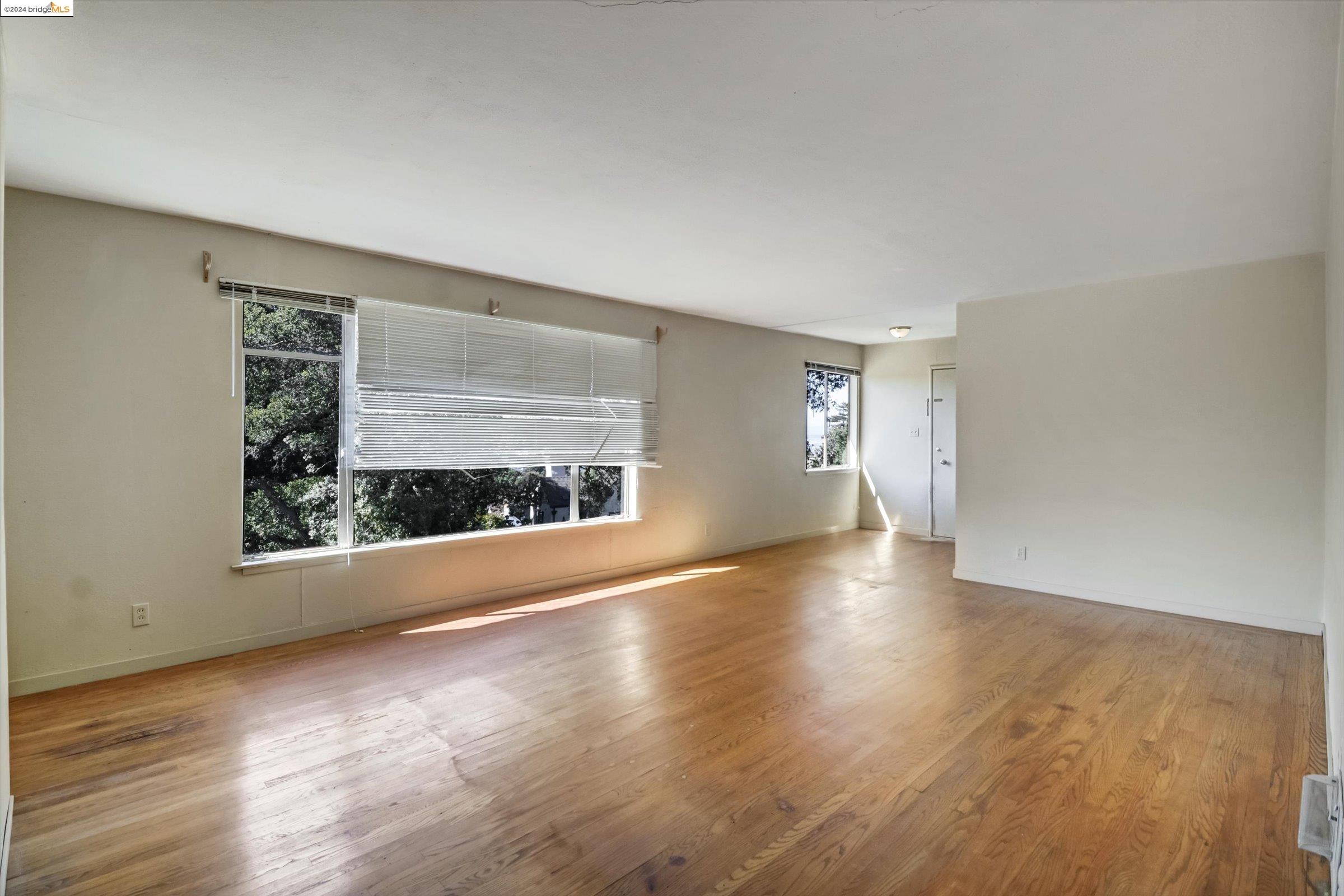 1951 San Antonio Ave