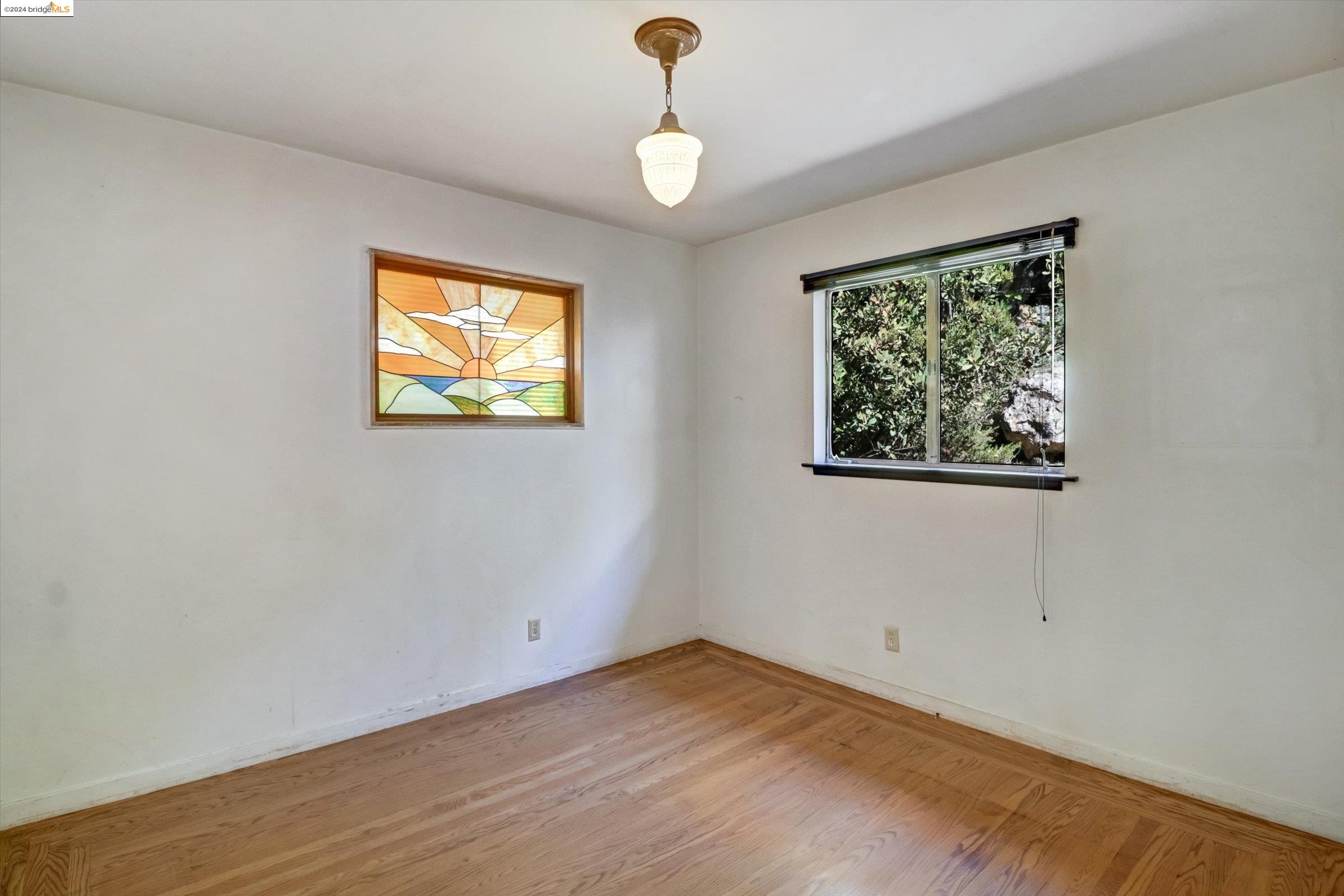 1951 San Antonio Ave